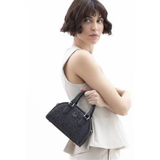 Benetton Bnt 1602 женская сумка на руку черная
