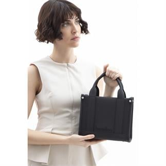 Benetton Bnt 1620 женская сумка на руку черная