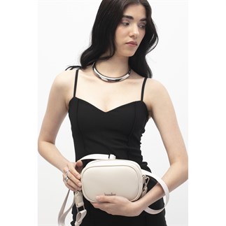 Benetton Bnt 1839 Kadın Kol Çantası Bej
