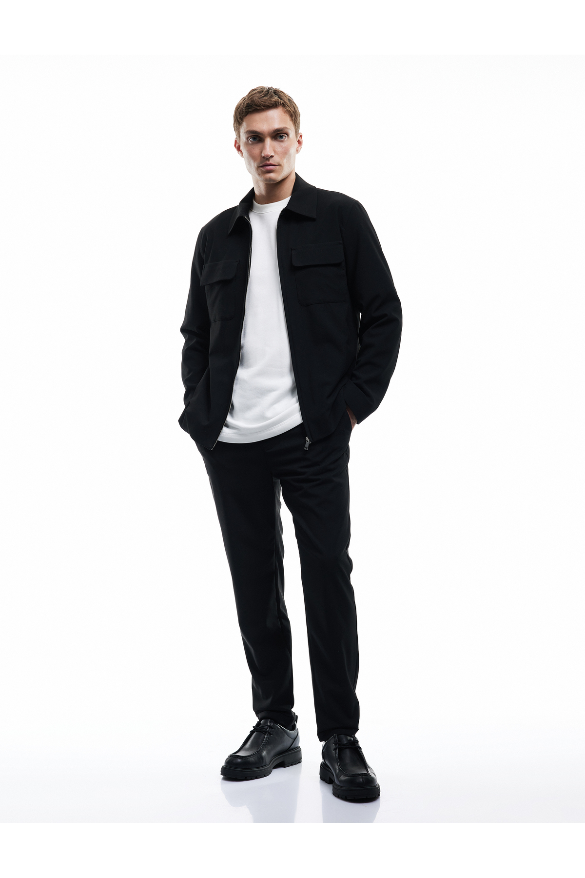 Beli Bağcıklı Katlamalı Paça Rahat Kesim Cep Detaylı Slim Fit Pantolon
