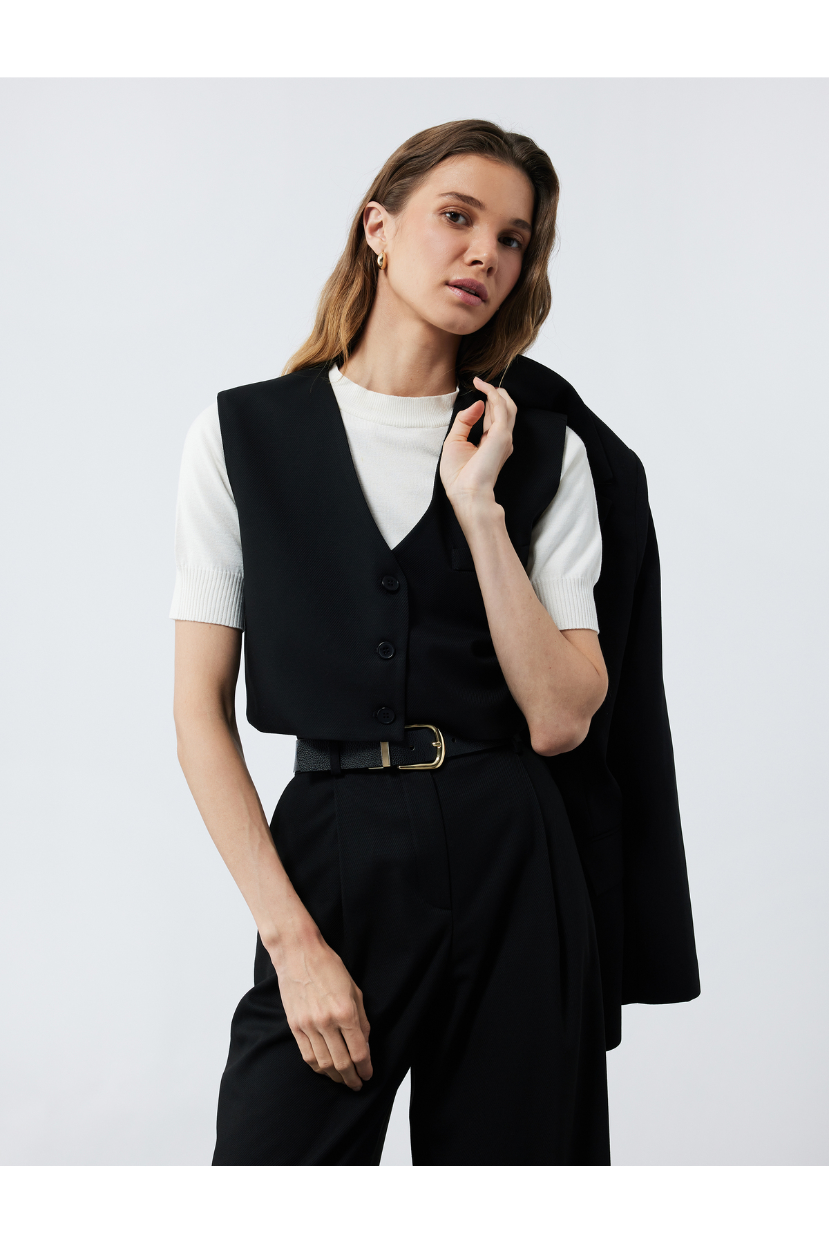 Düğmeli V Yaka Kolsuz Crop Blazer Yelek