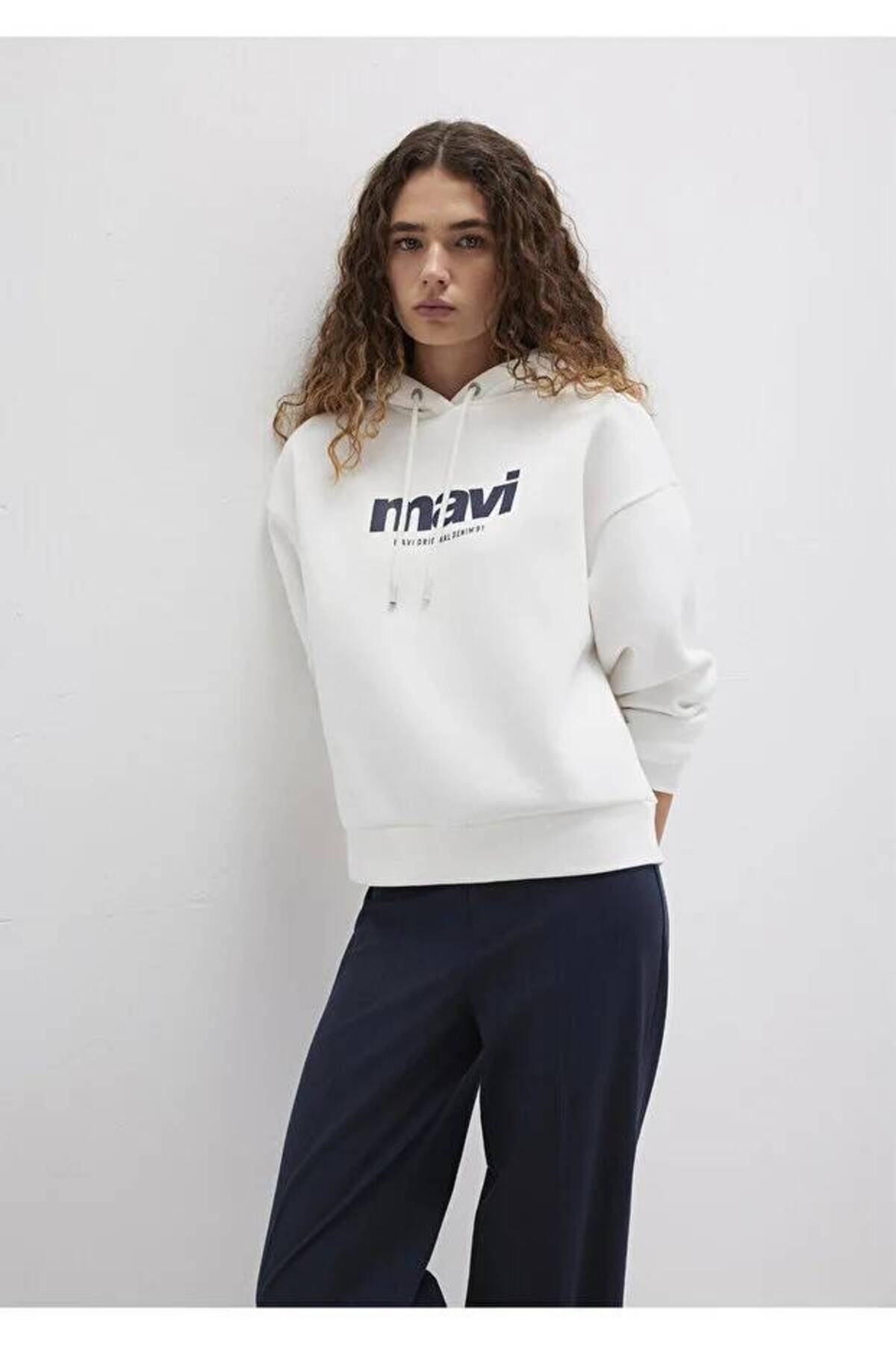 Logo Baskılı Kapüşonlu Ekru Sweatshirt 168334-81964