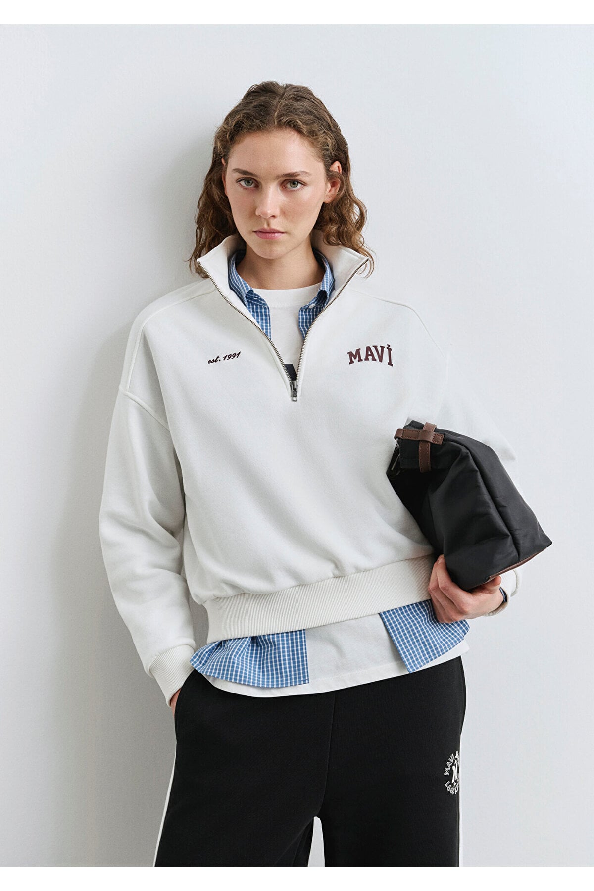 Logo Baskılı Yarı Fermuarlı Ekru Sweatshirt 1S10373-70057