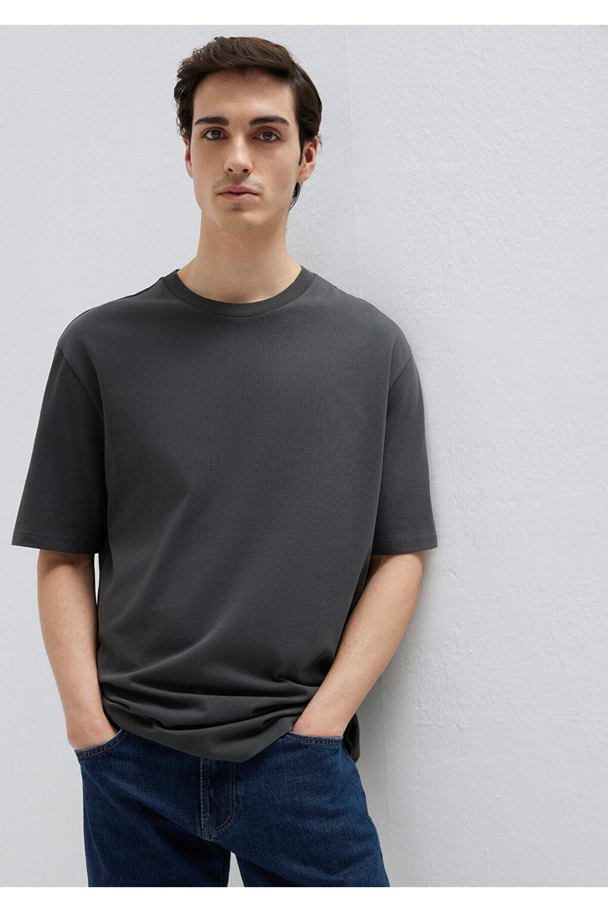 Logo Kol Detaylı Antrasit Basic Tişört Loose Fit / Bol Rahat Kesim 0611924-70092