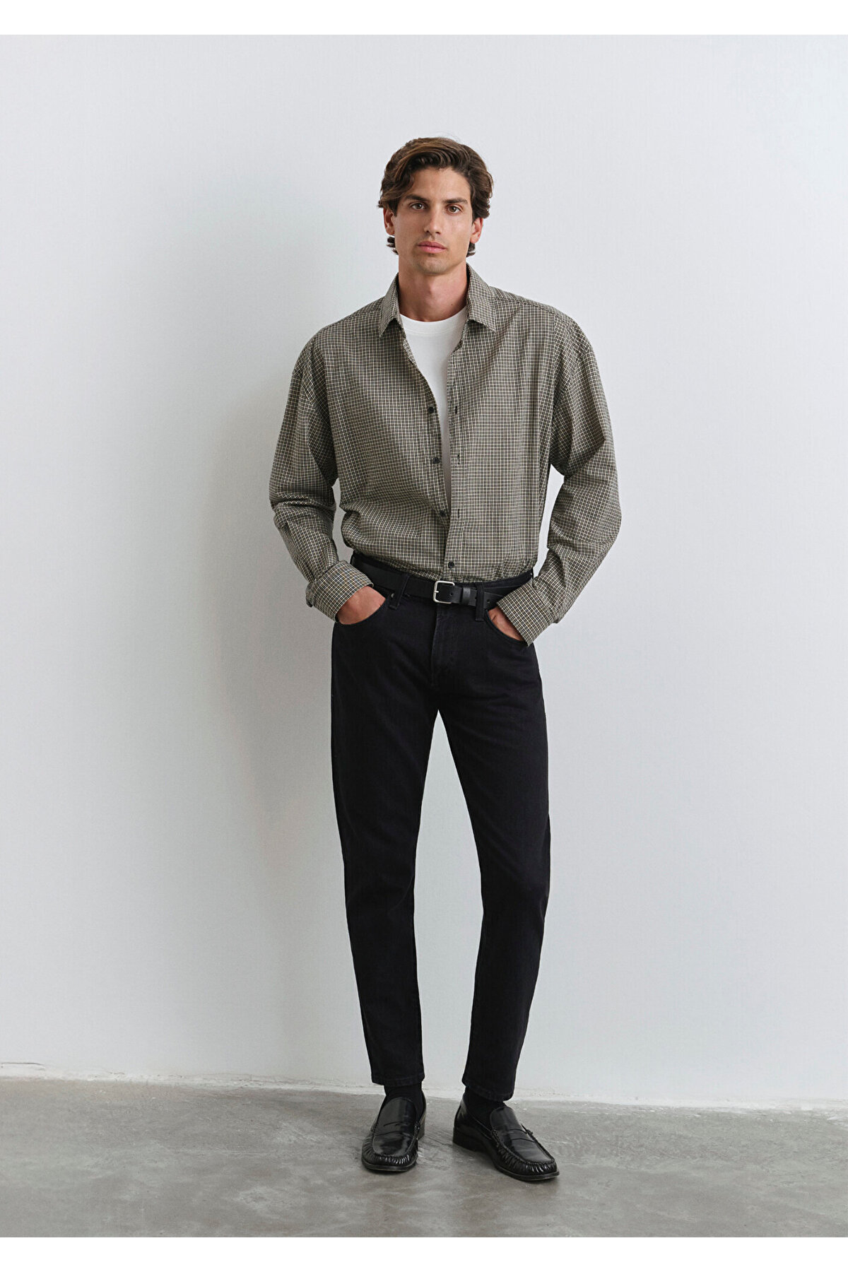 Milan Classic Denim Yıkamalı Siyah Jean Pantolon 0081090642