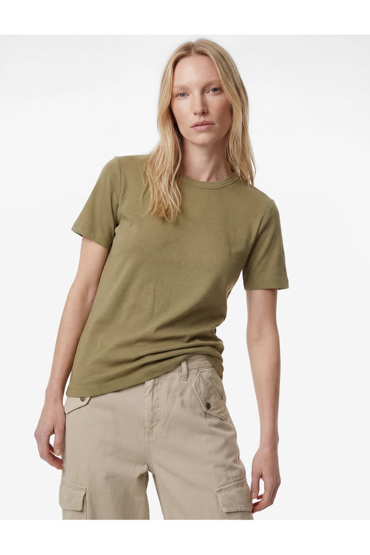 Slim Fit Pamuklu Kısa Kollu Bisiklet Yaka Basic Tişört