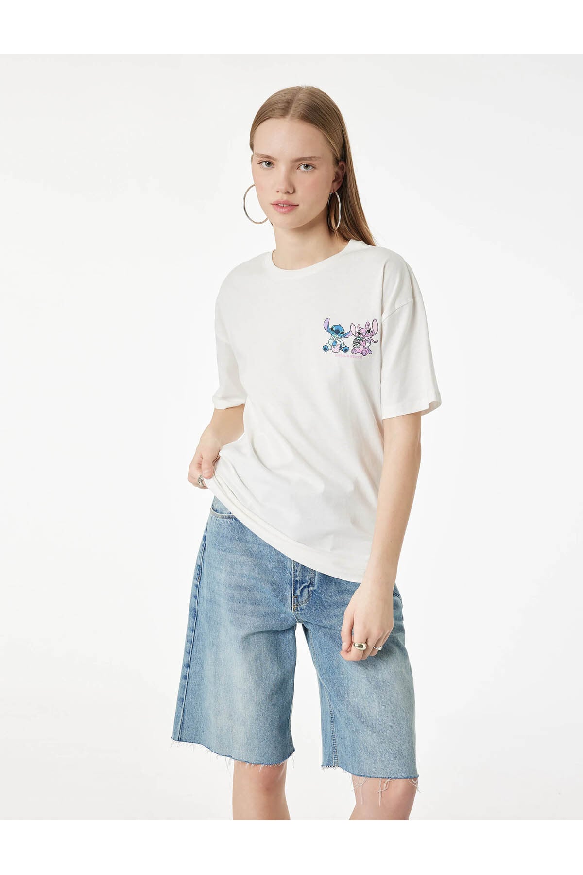Stitch Lisanslı Ekru Kadın T-Shirt 6SAL10086IK