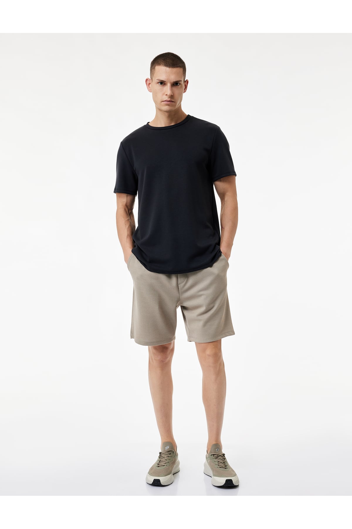 Straight Fit Cepli Bermuda Spor Şort