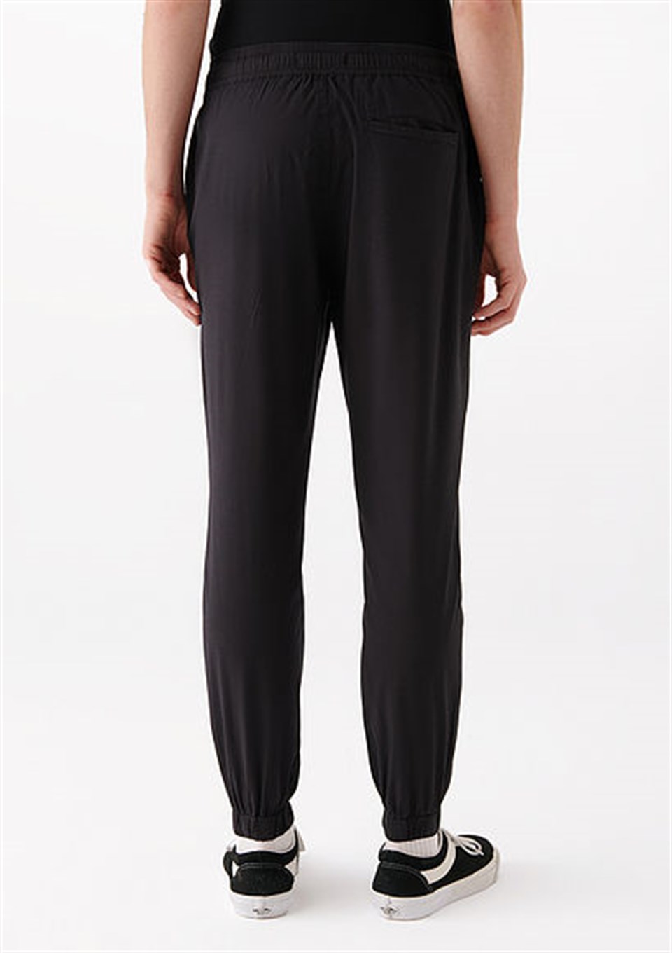 0010040-900 Pantolon