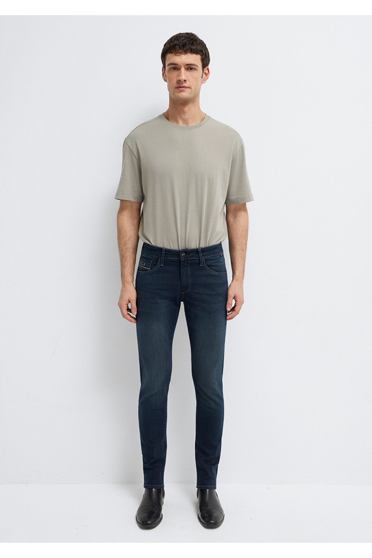 26y James Shaded Ink Mavi Jet Black Jean