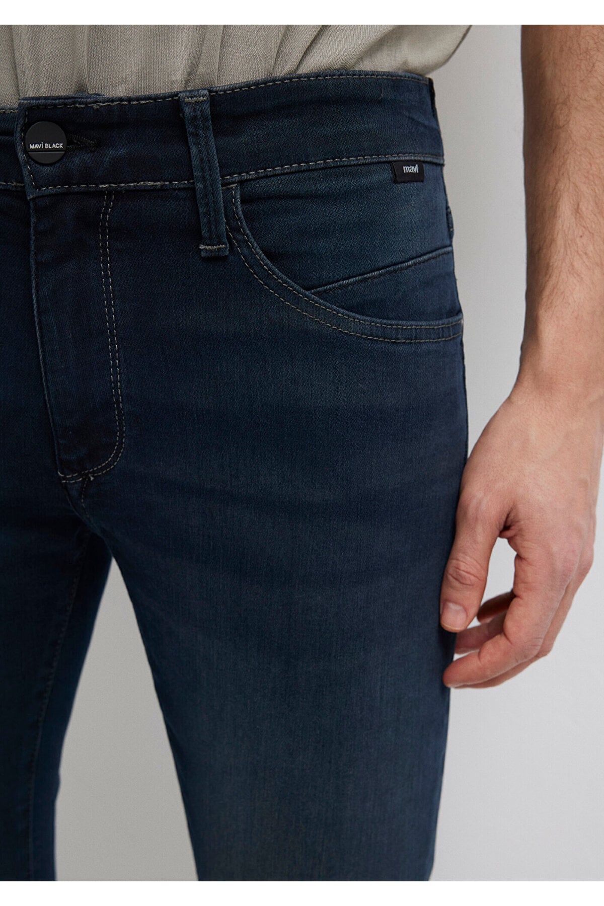 26y James Shaded Ink Mavi Jet Black Jean