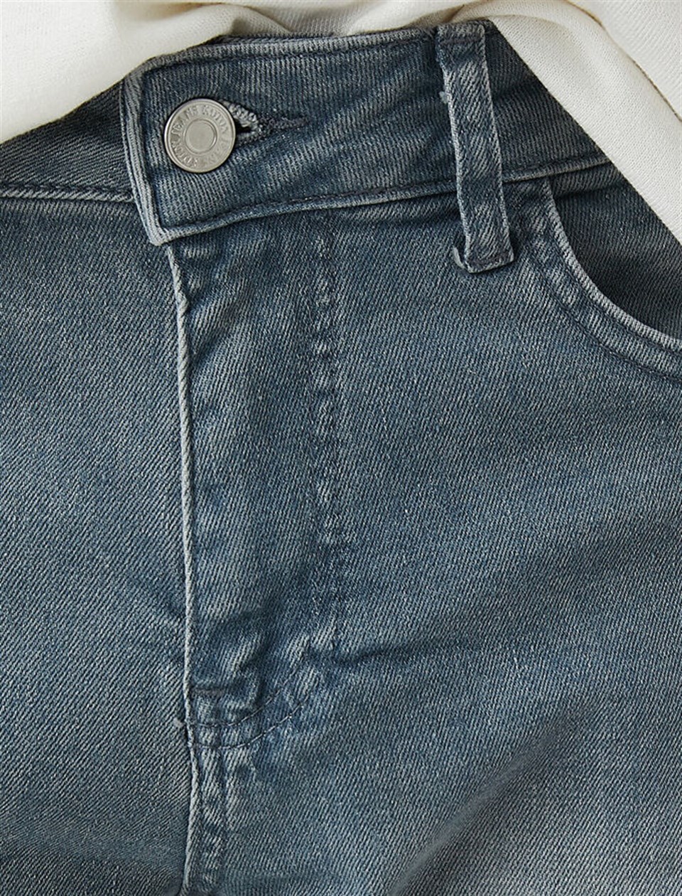 2SAM40043BD Sort