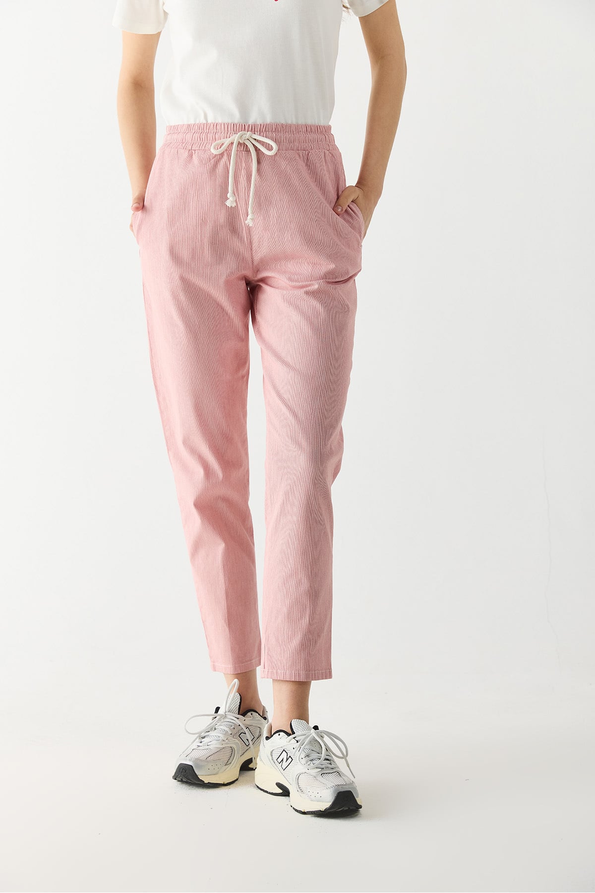 Alian Beli Lastikli Çizgili Gabardin Pantolon - KIRMIZI ÇİZGİLİ