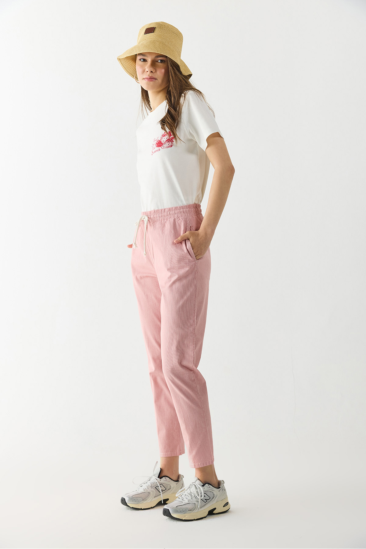 Alian Beli Lastikli Çizgili Gabardin Pantolon - KIRMIZI ÇİZGİLİ