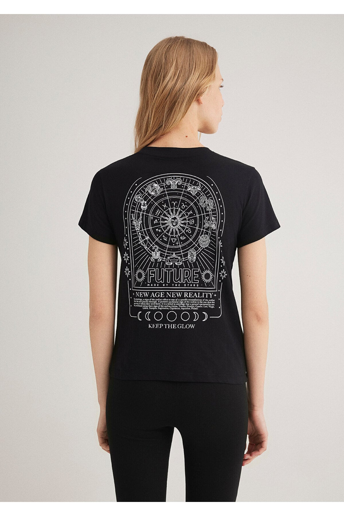 Astroloji Baskılı Siyah Tişört Semi Slim Fit / Yarı Dar Kesim 1612947-900
