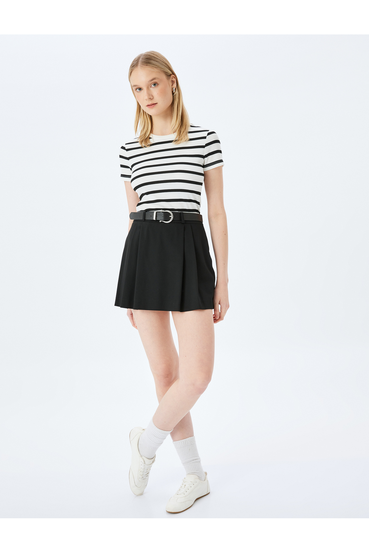 Basic Çizgili Bisiklet Yaka Kısa Kollu Kaşkorse Slim Fit Kadın Tişört