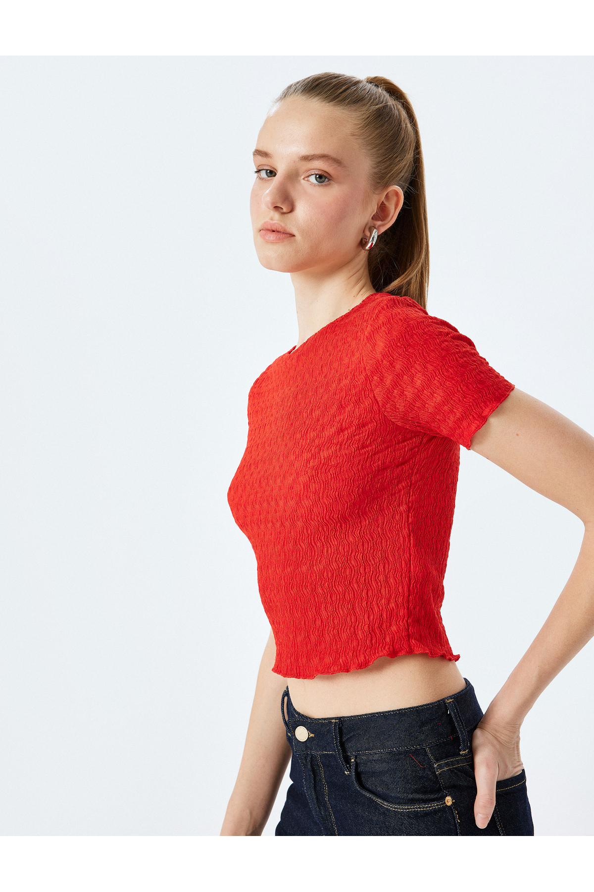 Basic Kısa Kollu Bisiklet Yaka Dokulu Crop Tişört Bürümcük