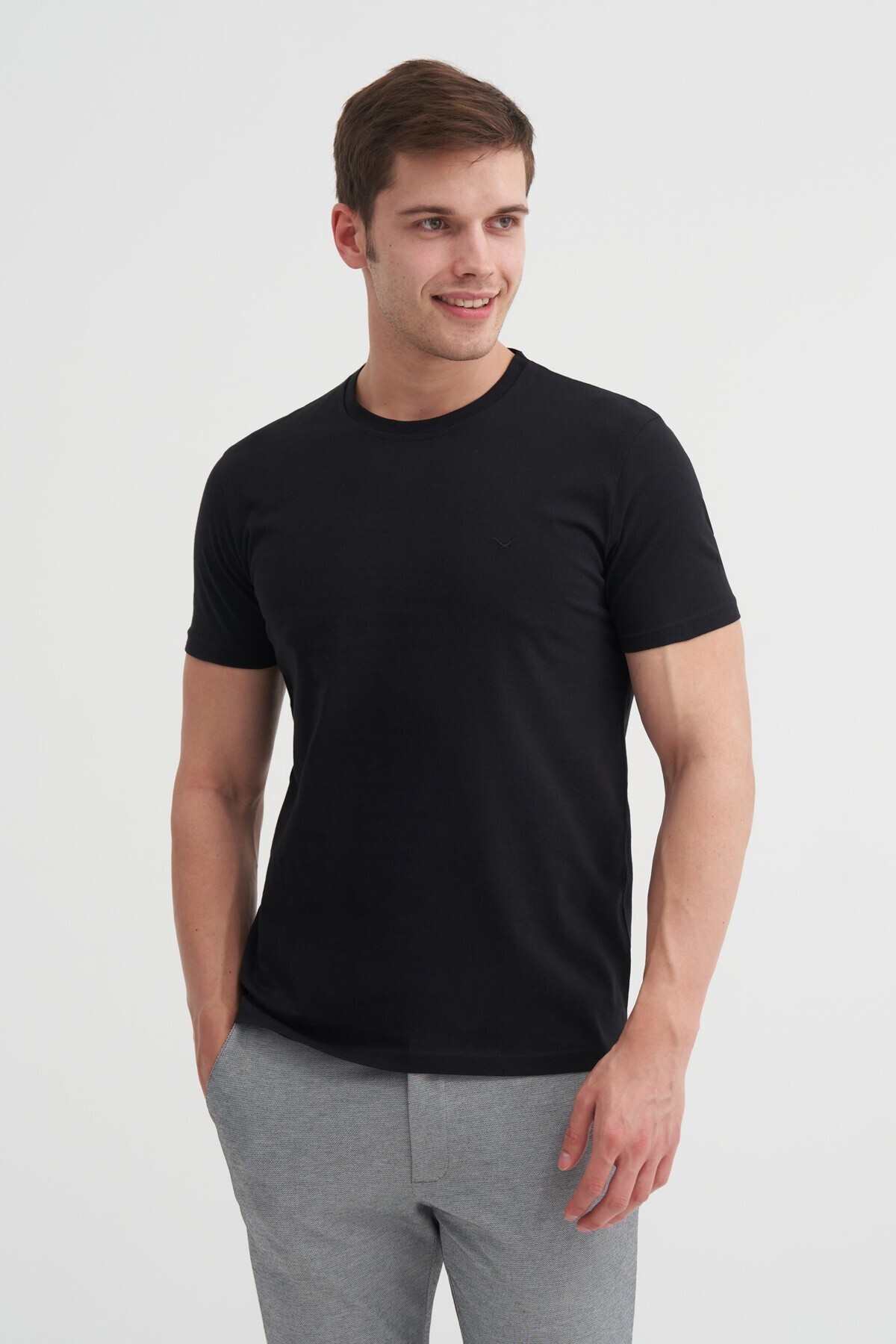 Basic Süprem Erkek T-shirt 46230 Siyah
