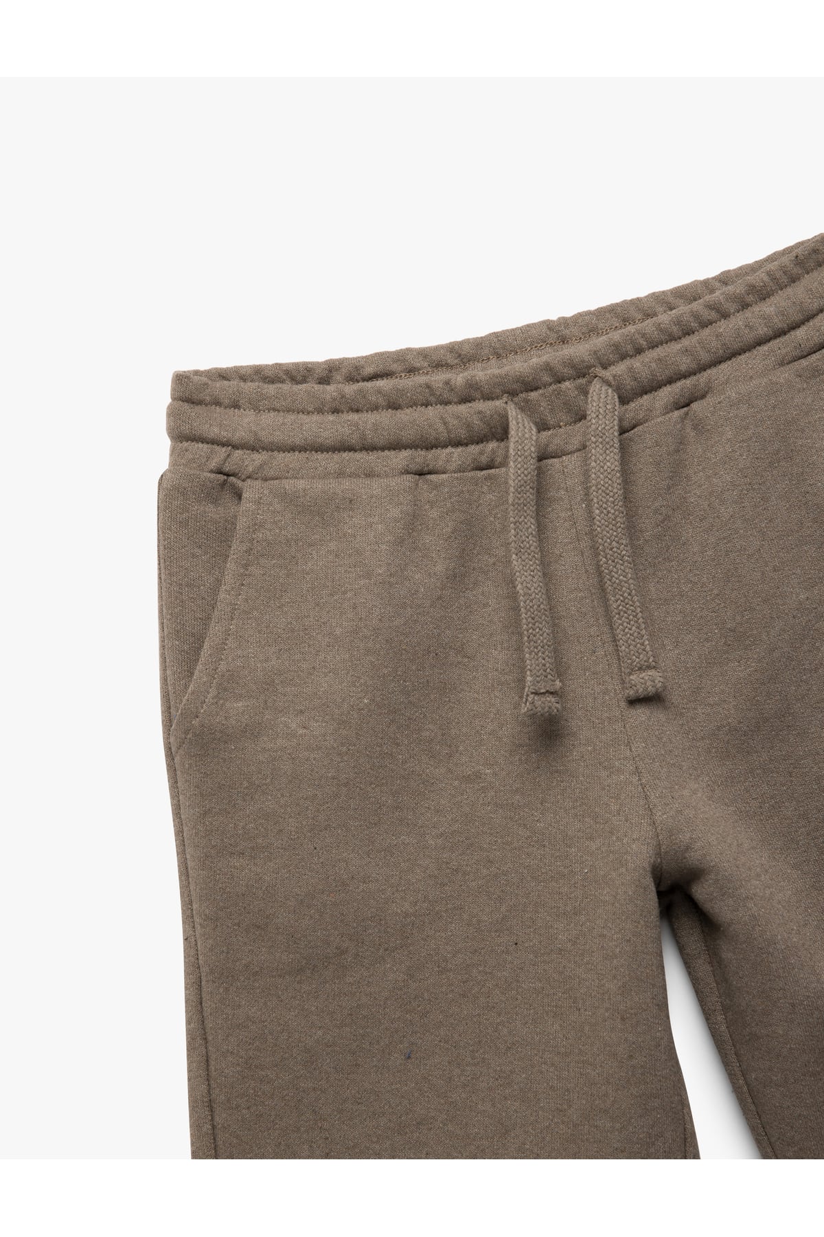 Beli Bağcıklı Cep Detaylı ı Basic Şort