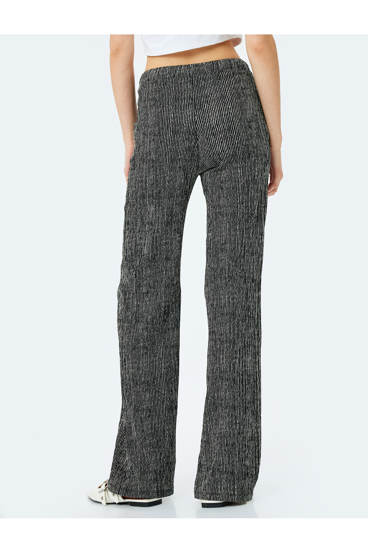Beli Bağcıklı Geniş Paça Pantolon Bürümcük