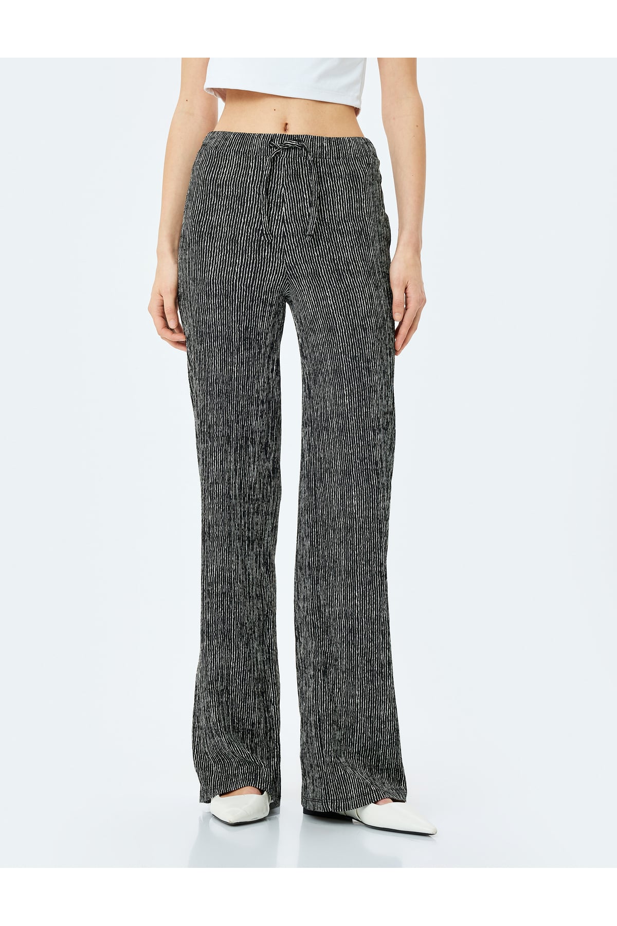 Beli Bağcıklı Geniş Paça Pantolon Bürümcük
