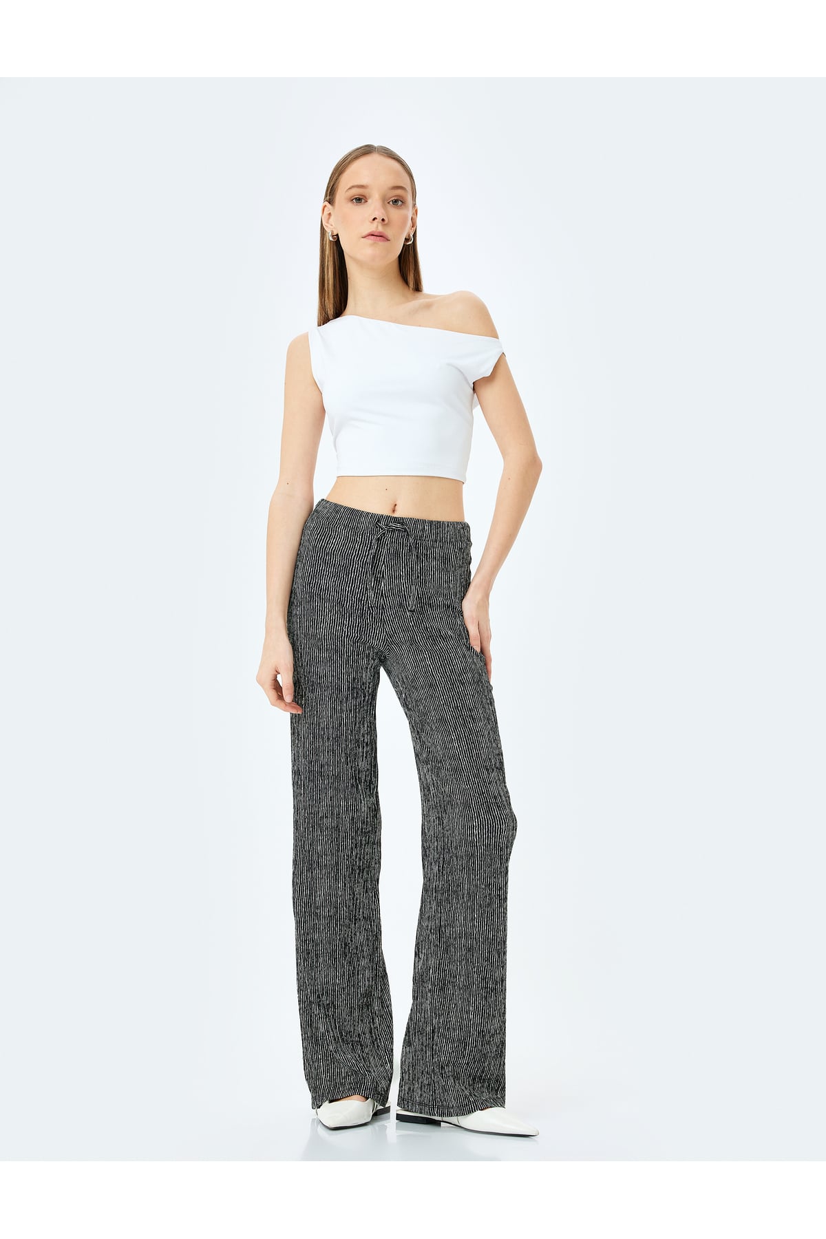 Beli Bağcıklı Geniş Paça Pantolon Bürümcük