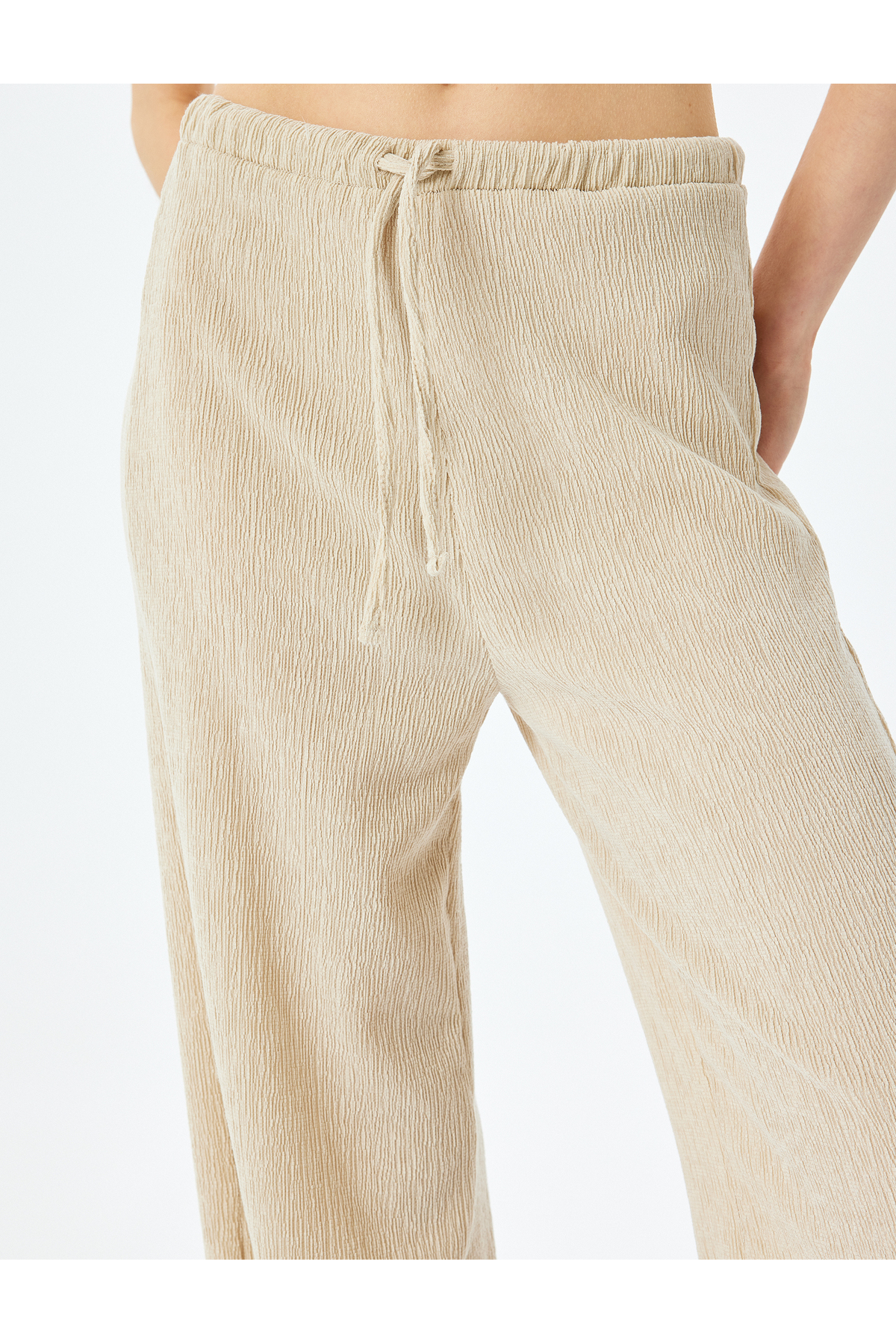 Beli Bağcıklı Rahat Kalıp Geniş Paça Pantolon Bürümcük