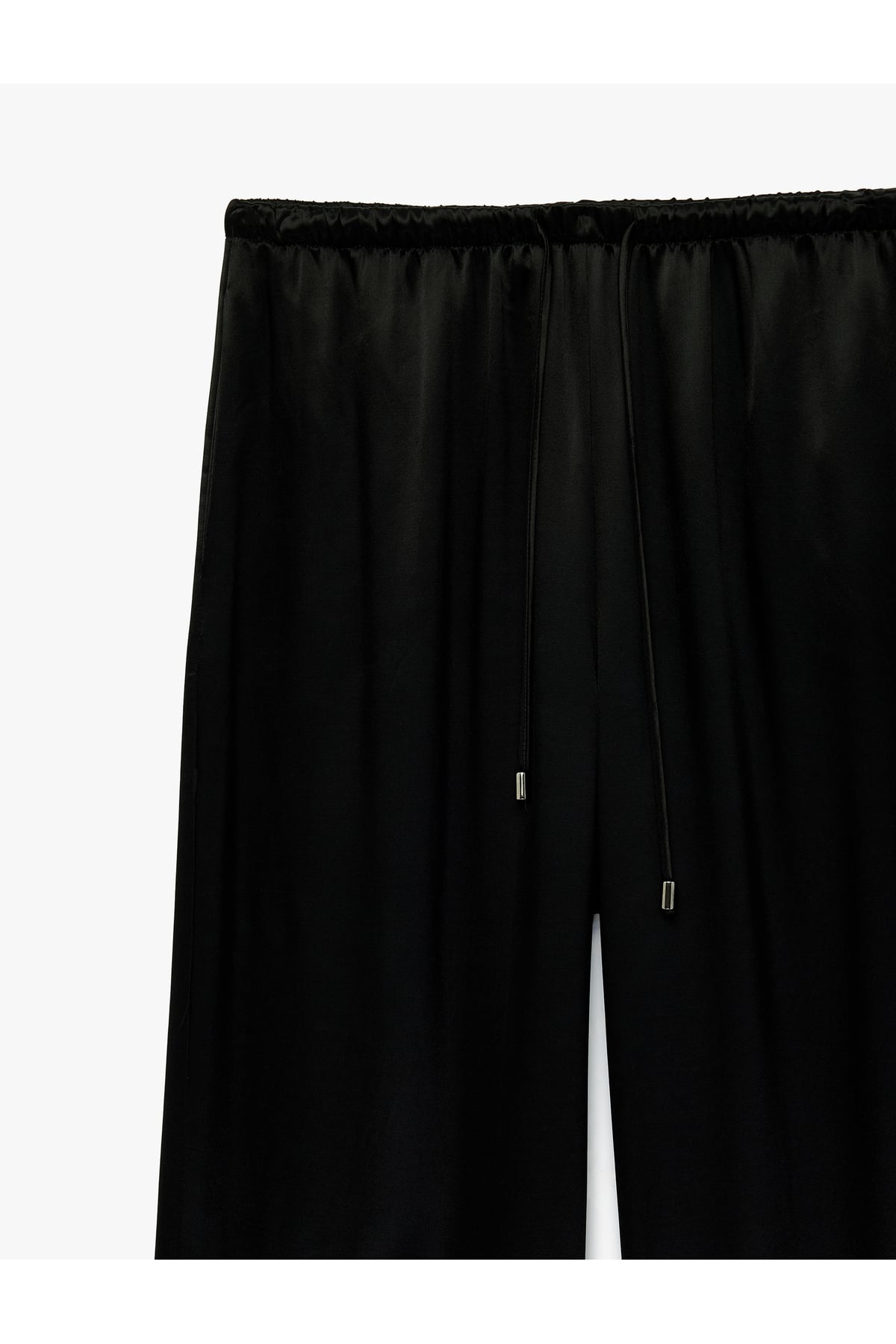 Beli Bağlamalı Düz Bol Paça Saten Pantolon
