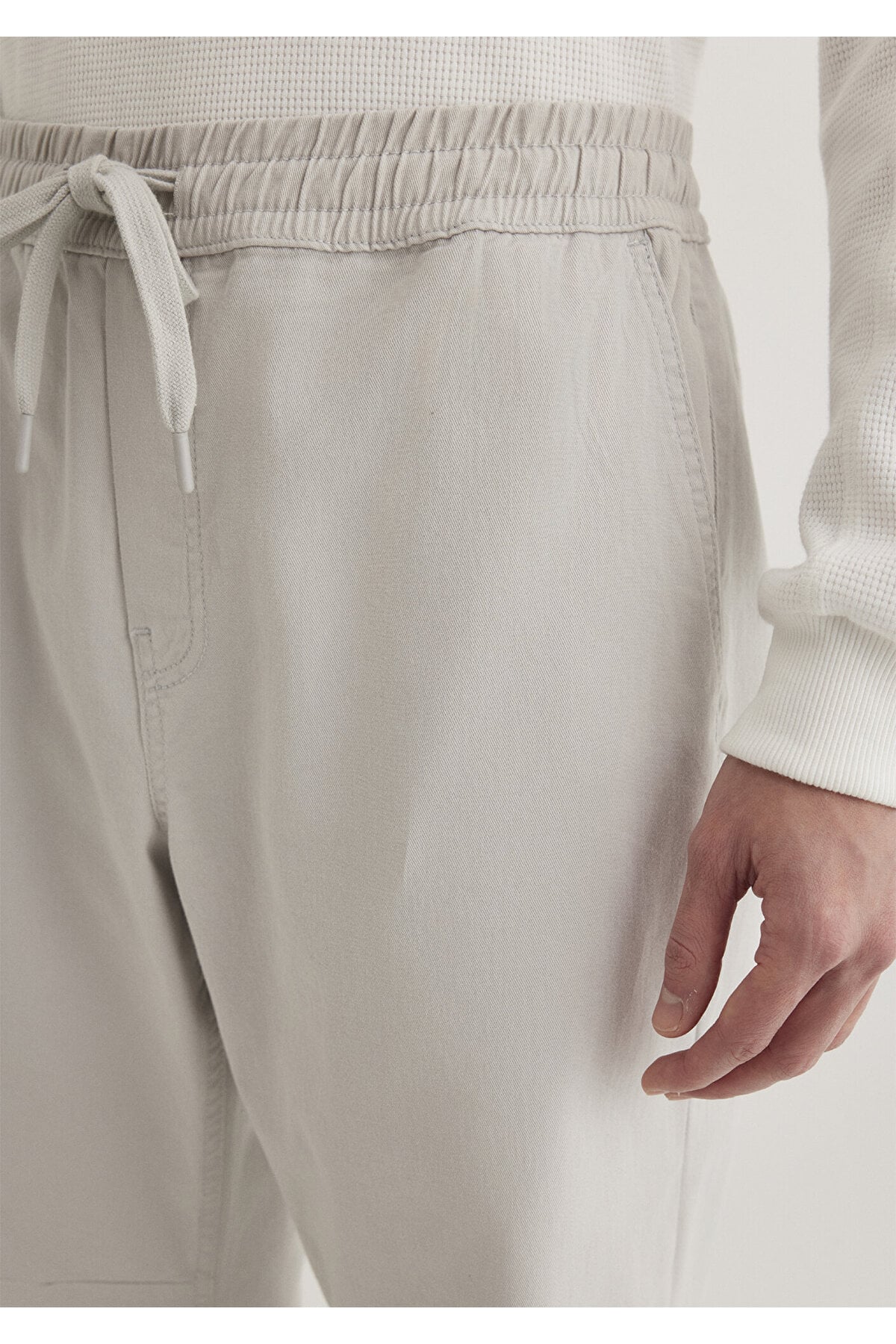 Beli Lastikli Açık Gri Jogger Pantolon 000169-70074