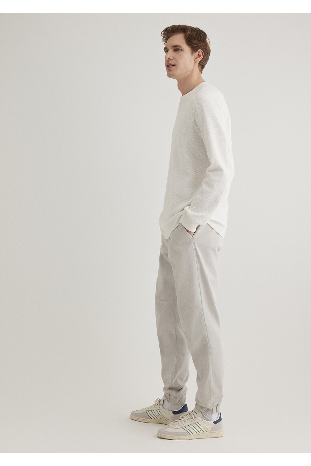 Beli Lastikli Açık Gri Jogger Pantolon 000169-70074