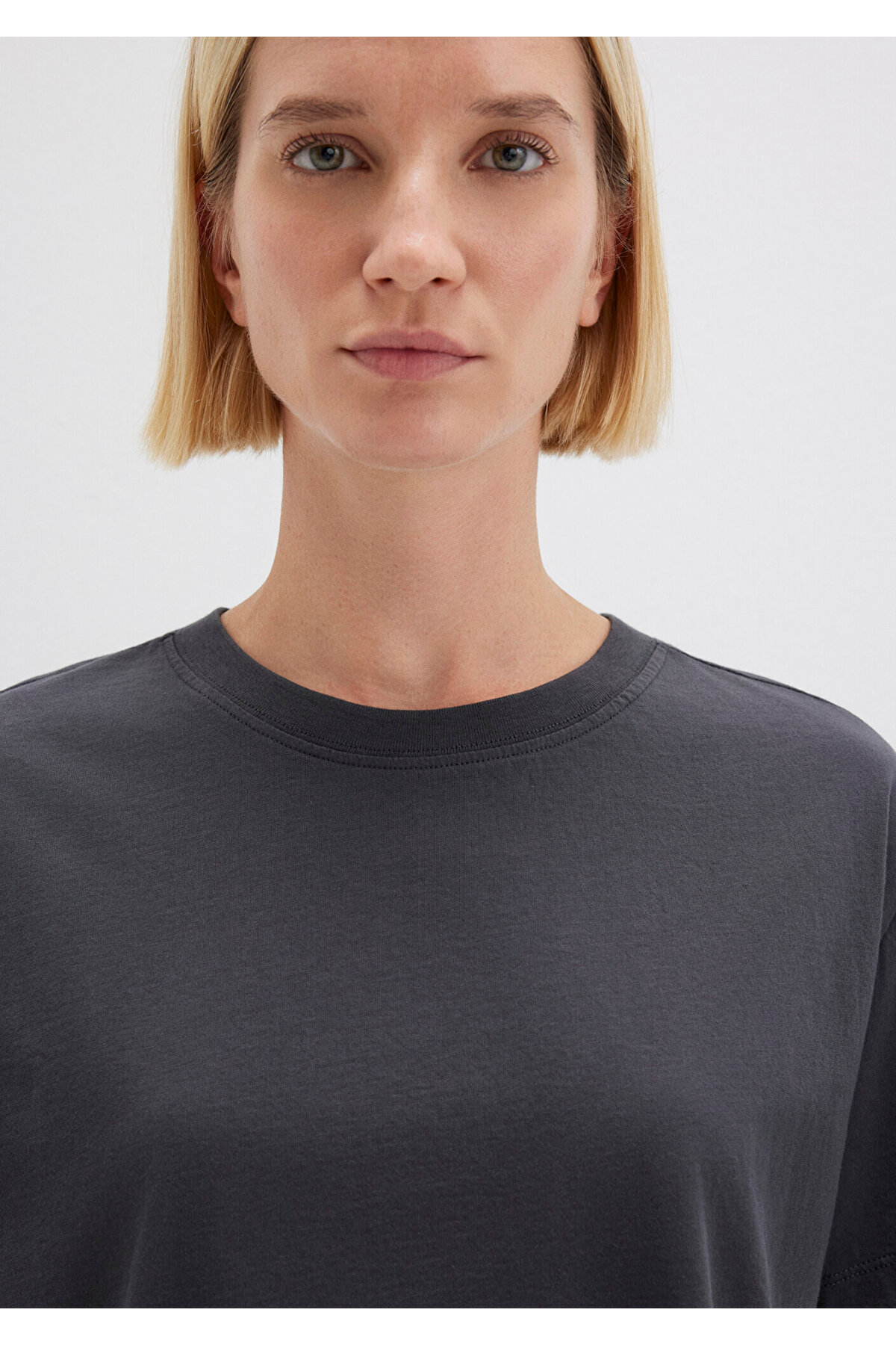 Bisiklet Yaka Antrasit Basic Tişört Boxy Fit 1611651-70087