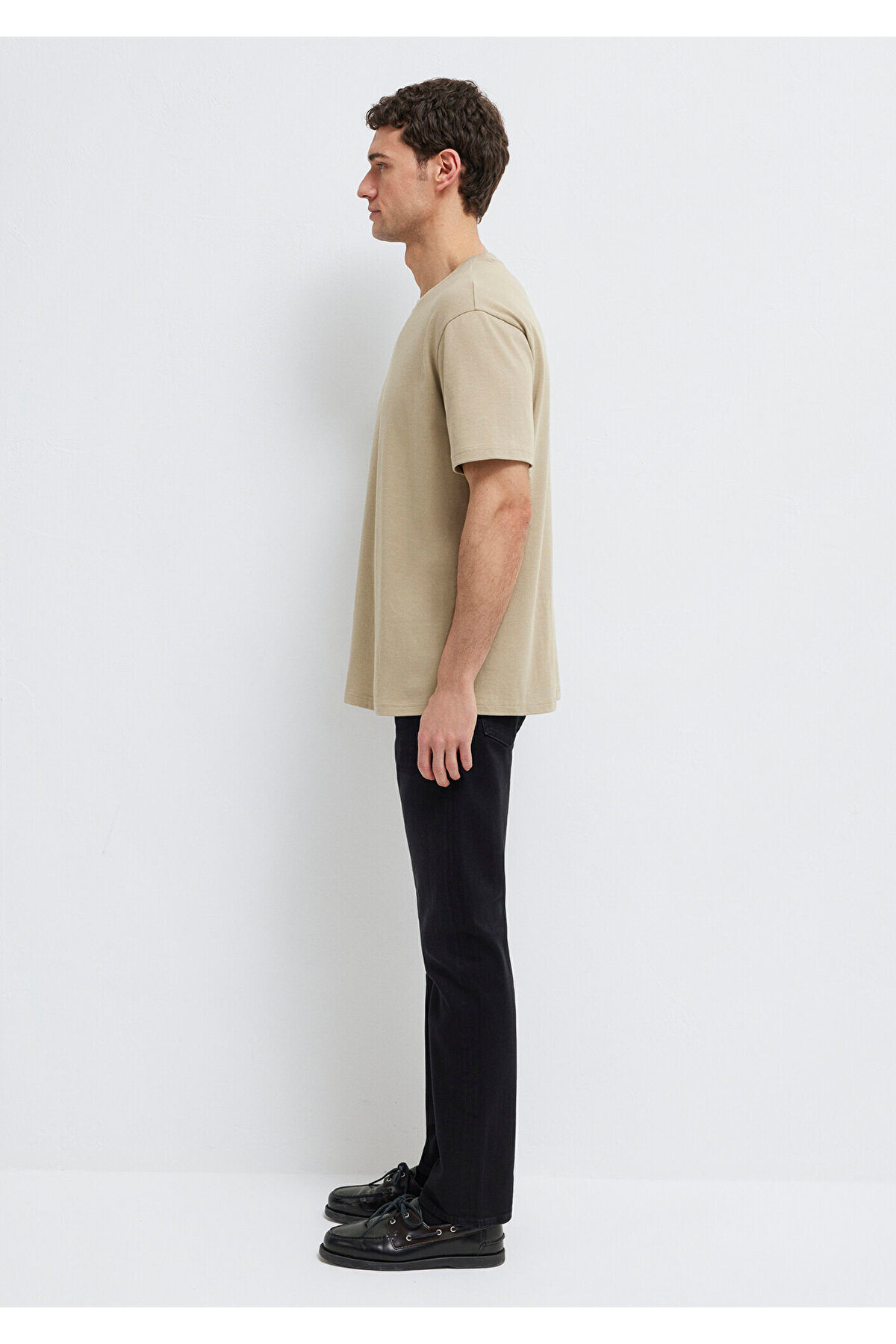 Bisiklet Yaka Bej Basic Tişört Loose Fit / Bol Rahat Kesim 0611596-70360