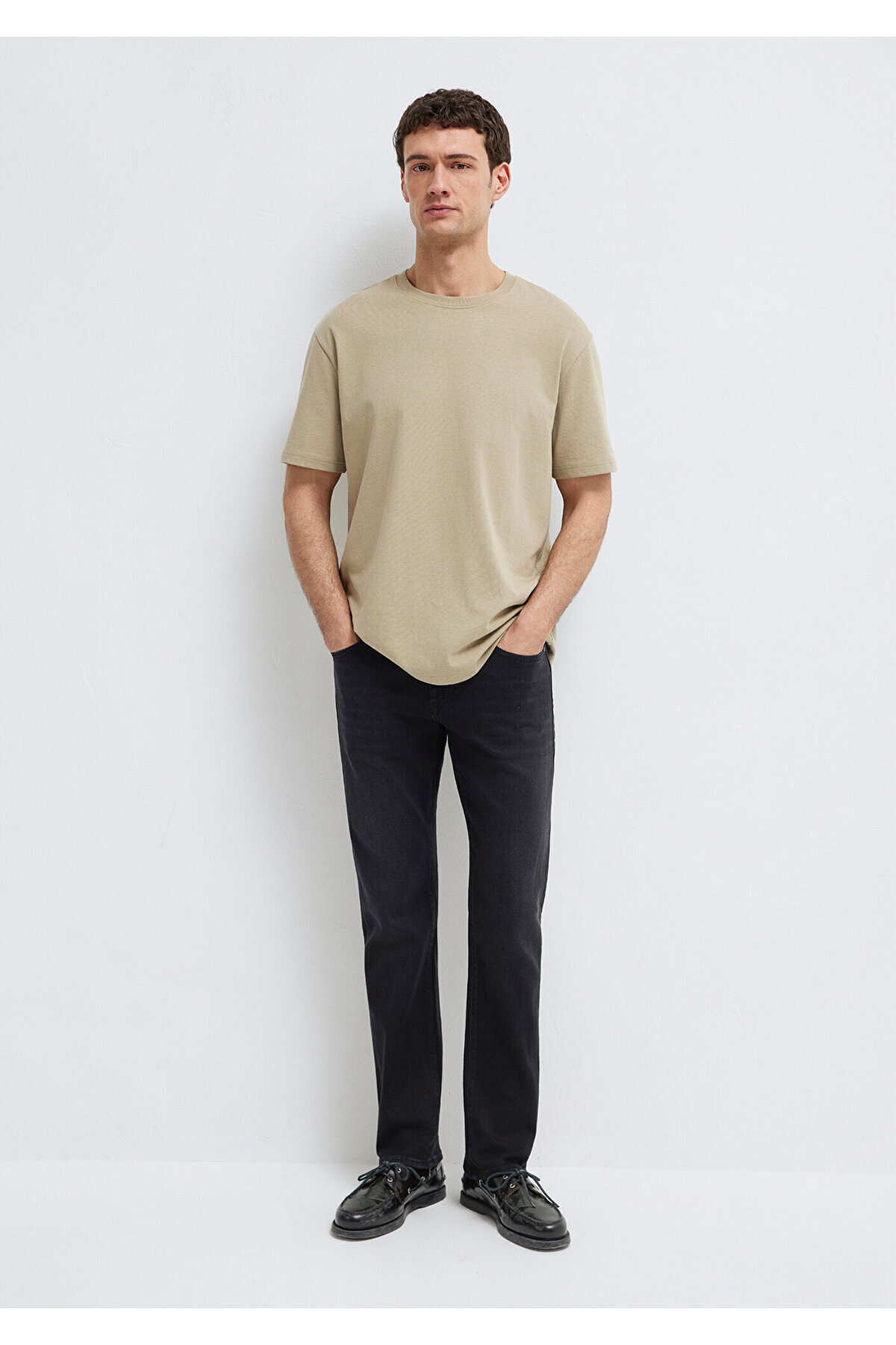 Bisiklet Yaka Bej Basic Tişört Loose Fit / Bol Rahat Kesim 0611596-70360