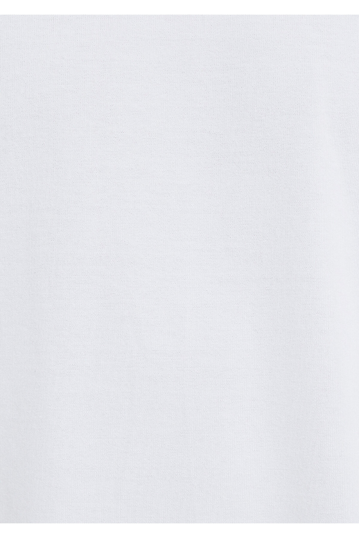 Bisiklet Yaka Beyaz Basic Tişört Loose Fit / Bol Rahat Kesim 0611596-620