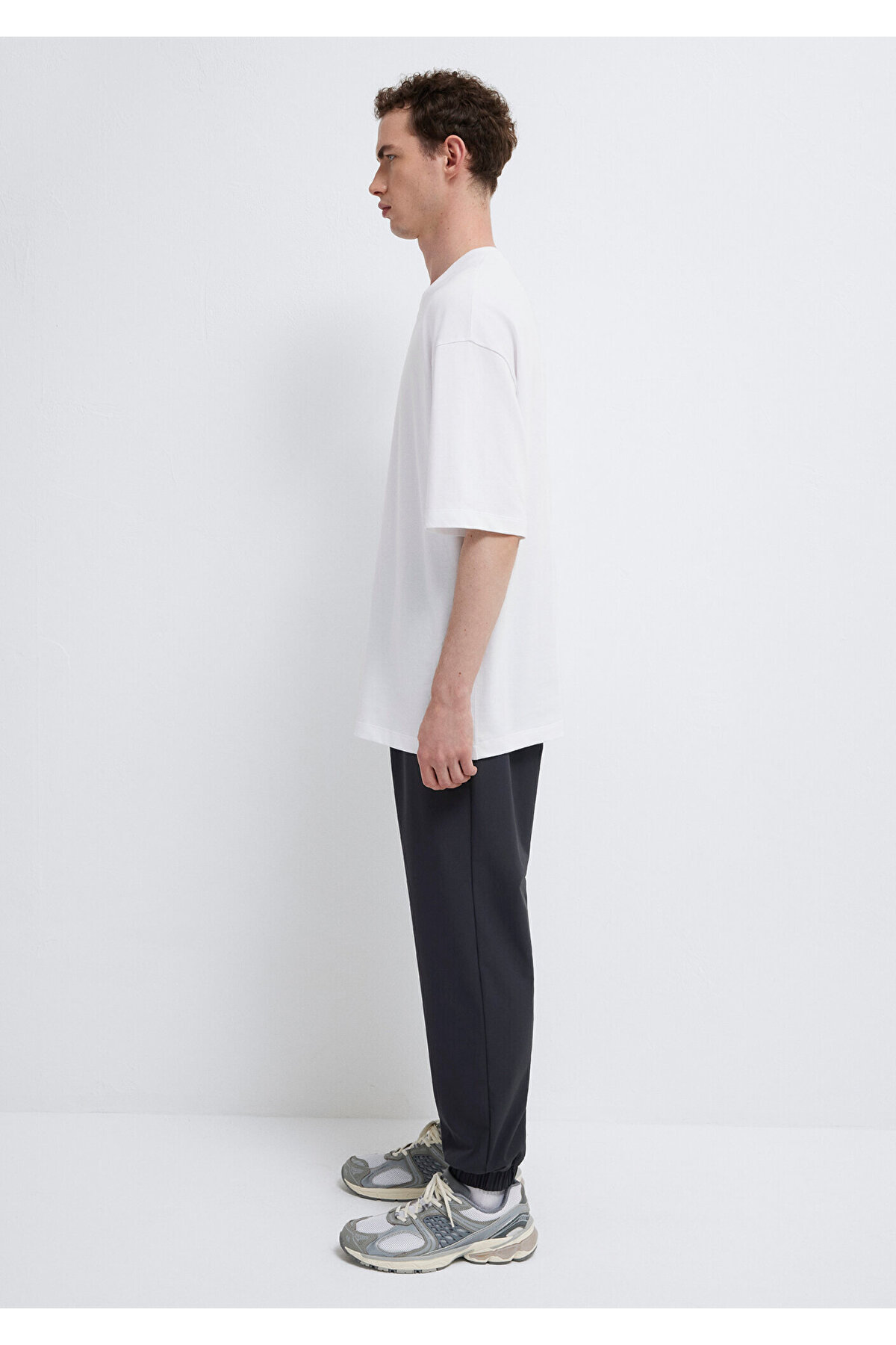 Bisiklet Yaka Beyaz Basic Tişört Oversize / Geniş Kesim 0613113-620