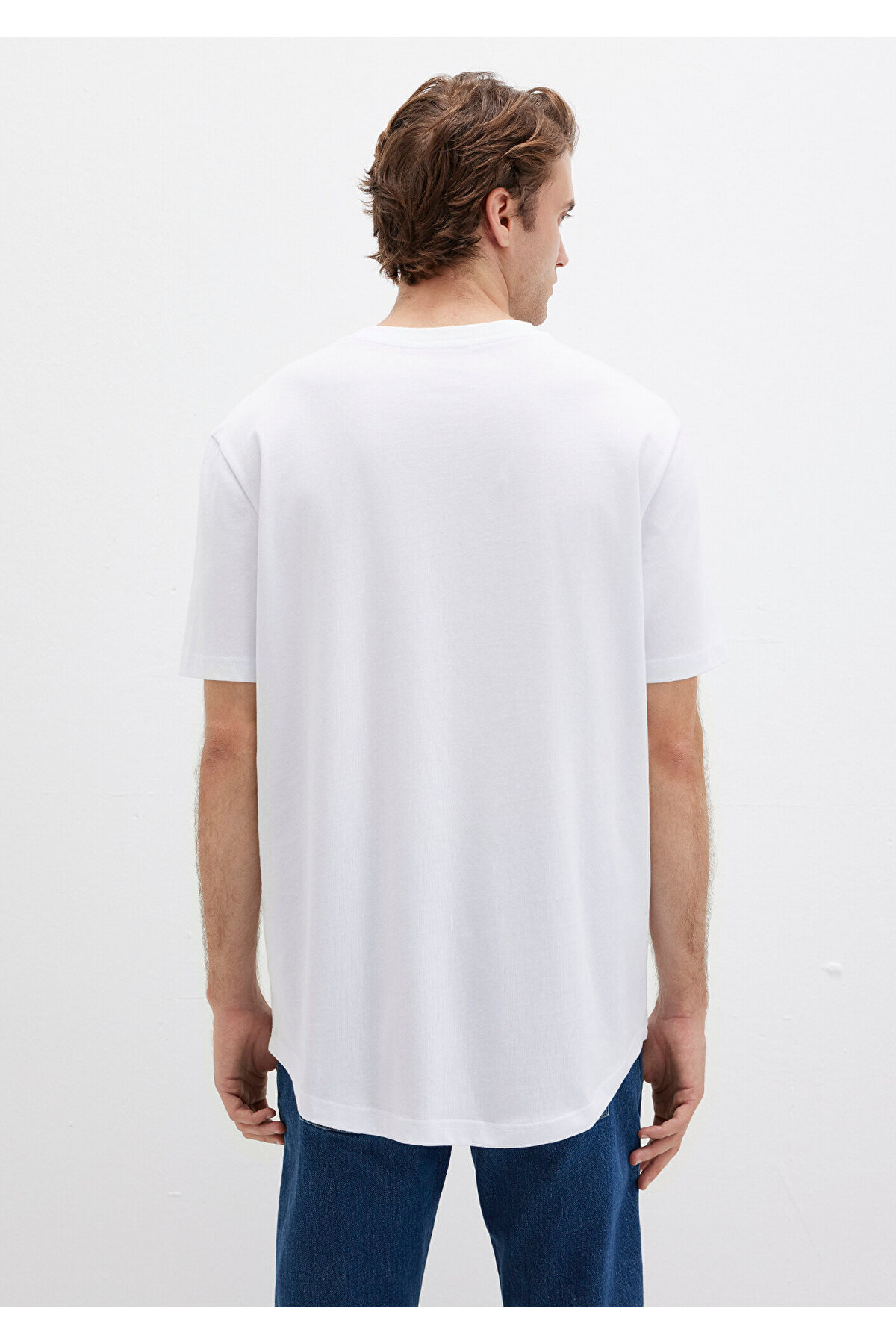 Bisiklet Yaka Beyaz Basic Tişört Slim Long Fit / Slim Uzun Kesim 067082-620