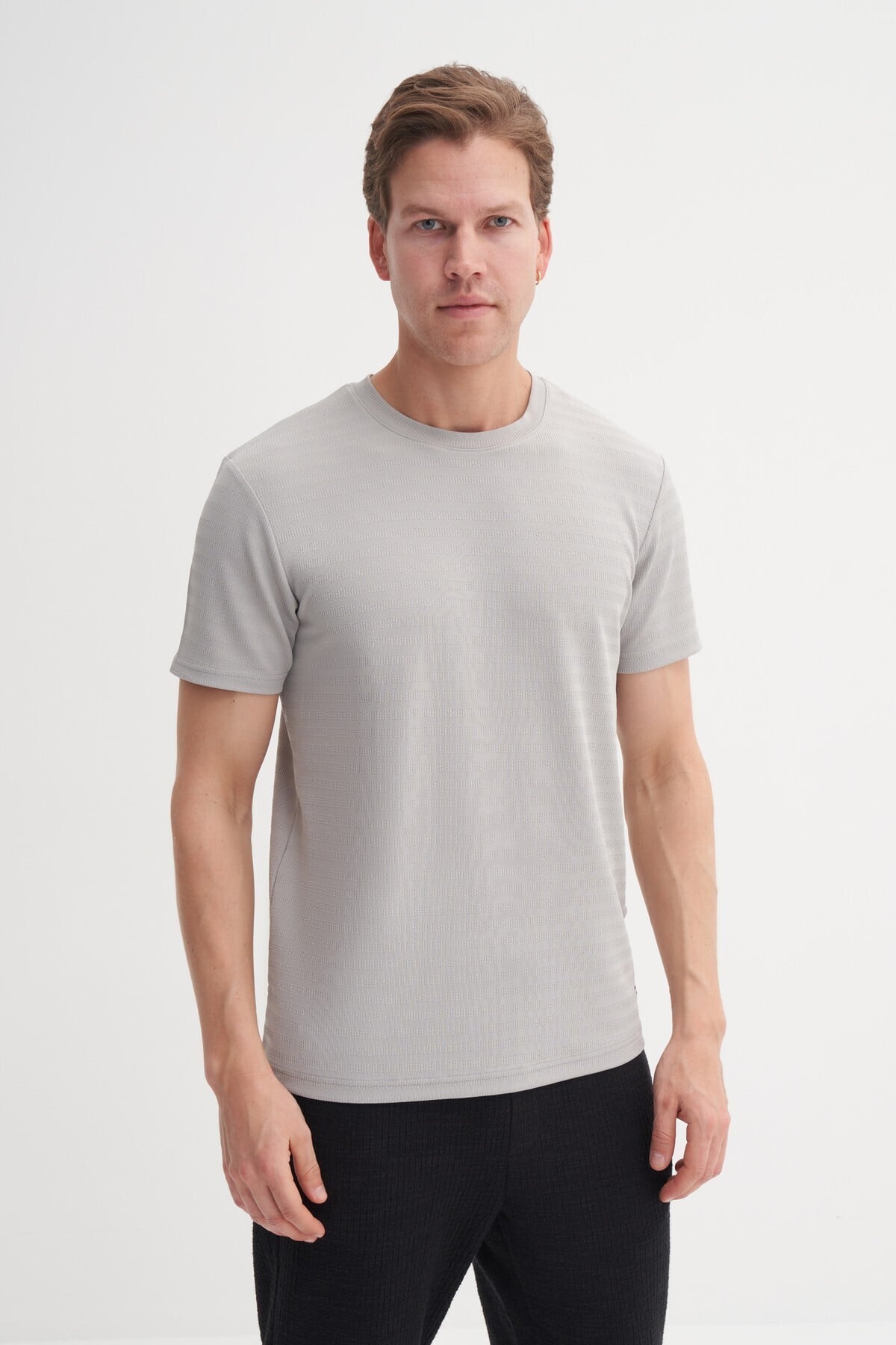 Bisiklet Yaka Erkek Açık Gri T-shirt 40470