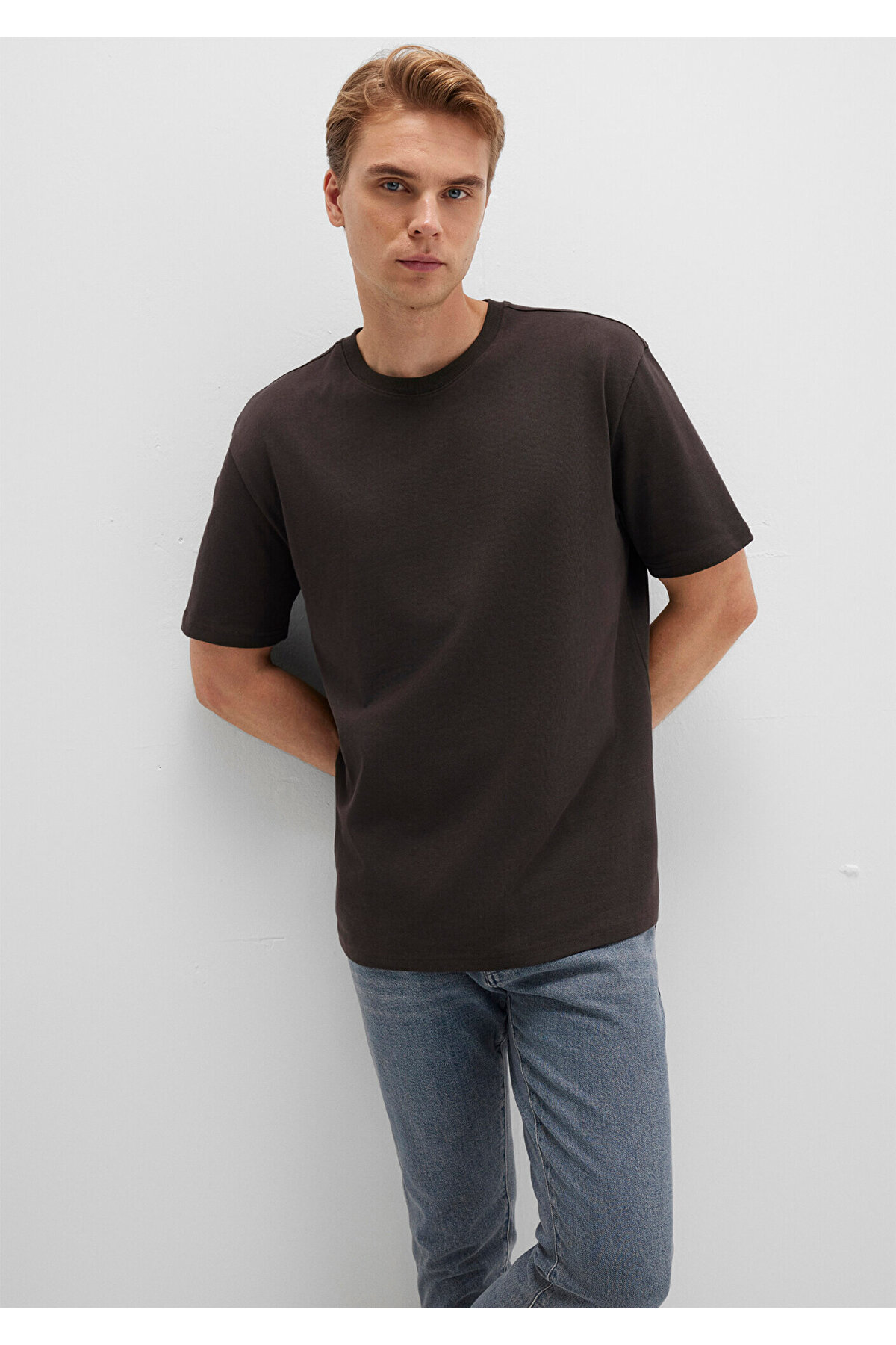 Bisiklet Yaka Kahverengi Basic Tişört Loose Fit / Bol Rahat Kesim 0611596-70219