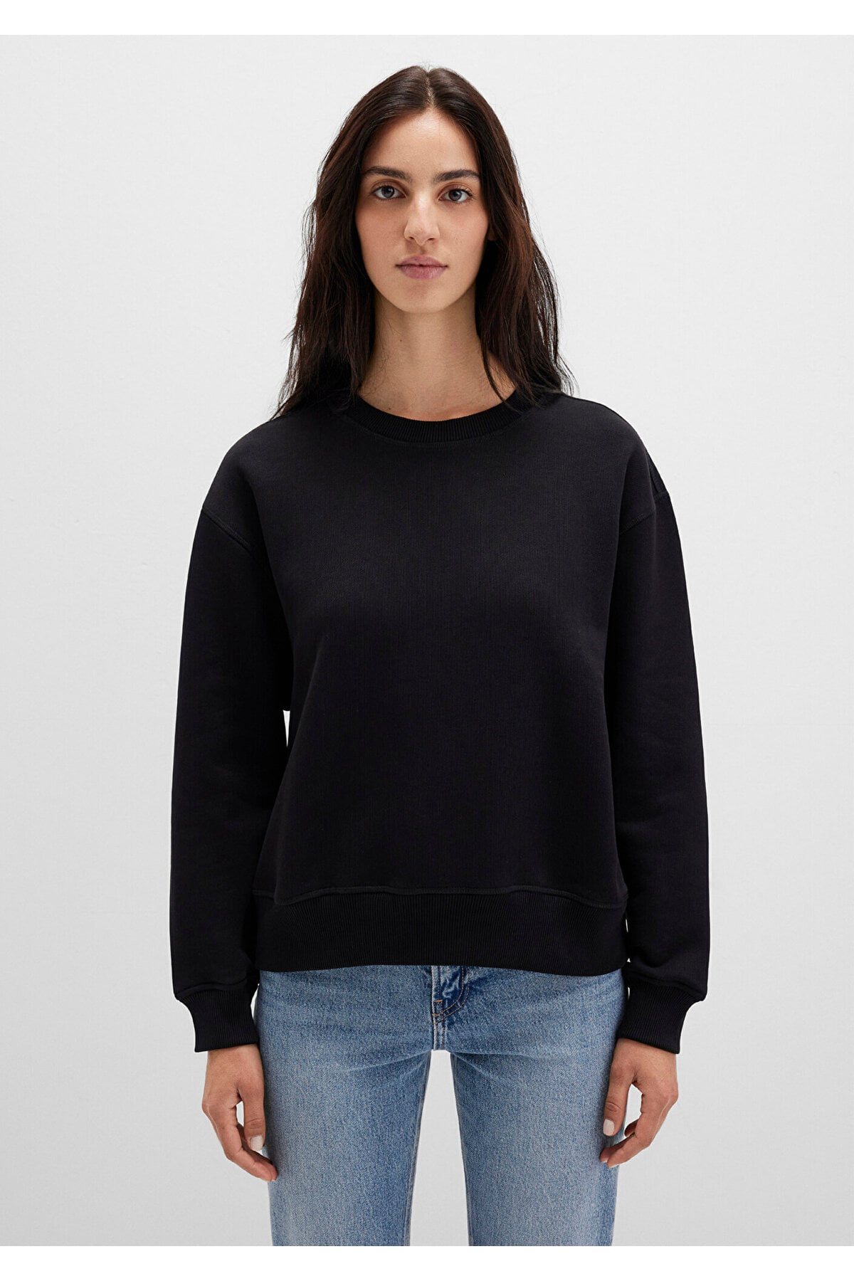 Bisiklet Yaka Siyah Sweatshirt 1S10390-900