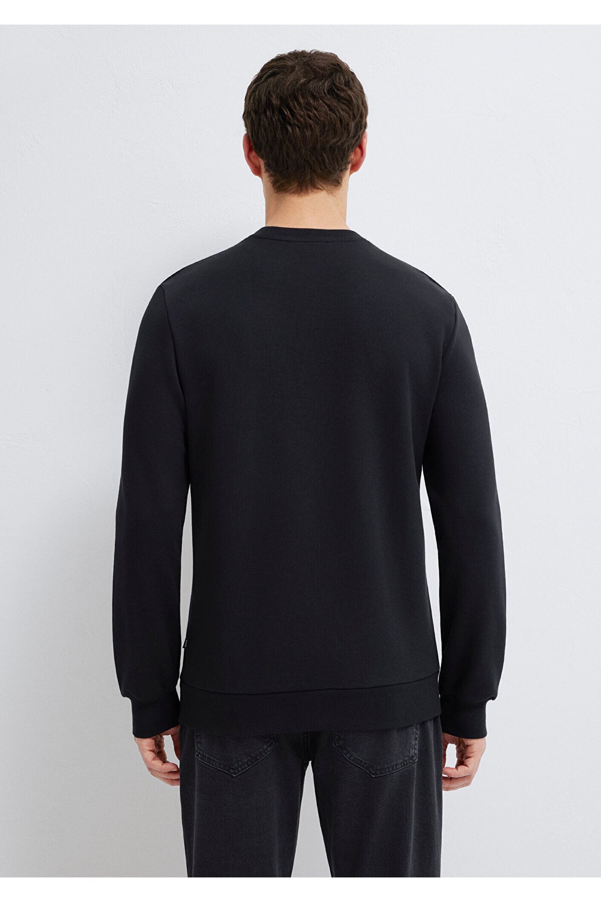 Bisiklet Yaka Sweatshırt  Siyah