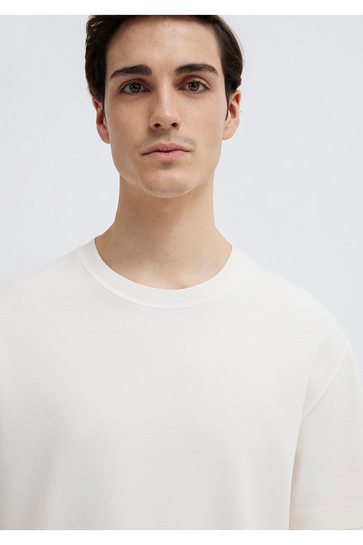 Black Ekru Basic Tişört Loose Fit / Bol Rahat Kesim 0612731-70057