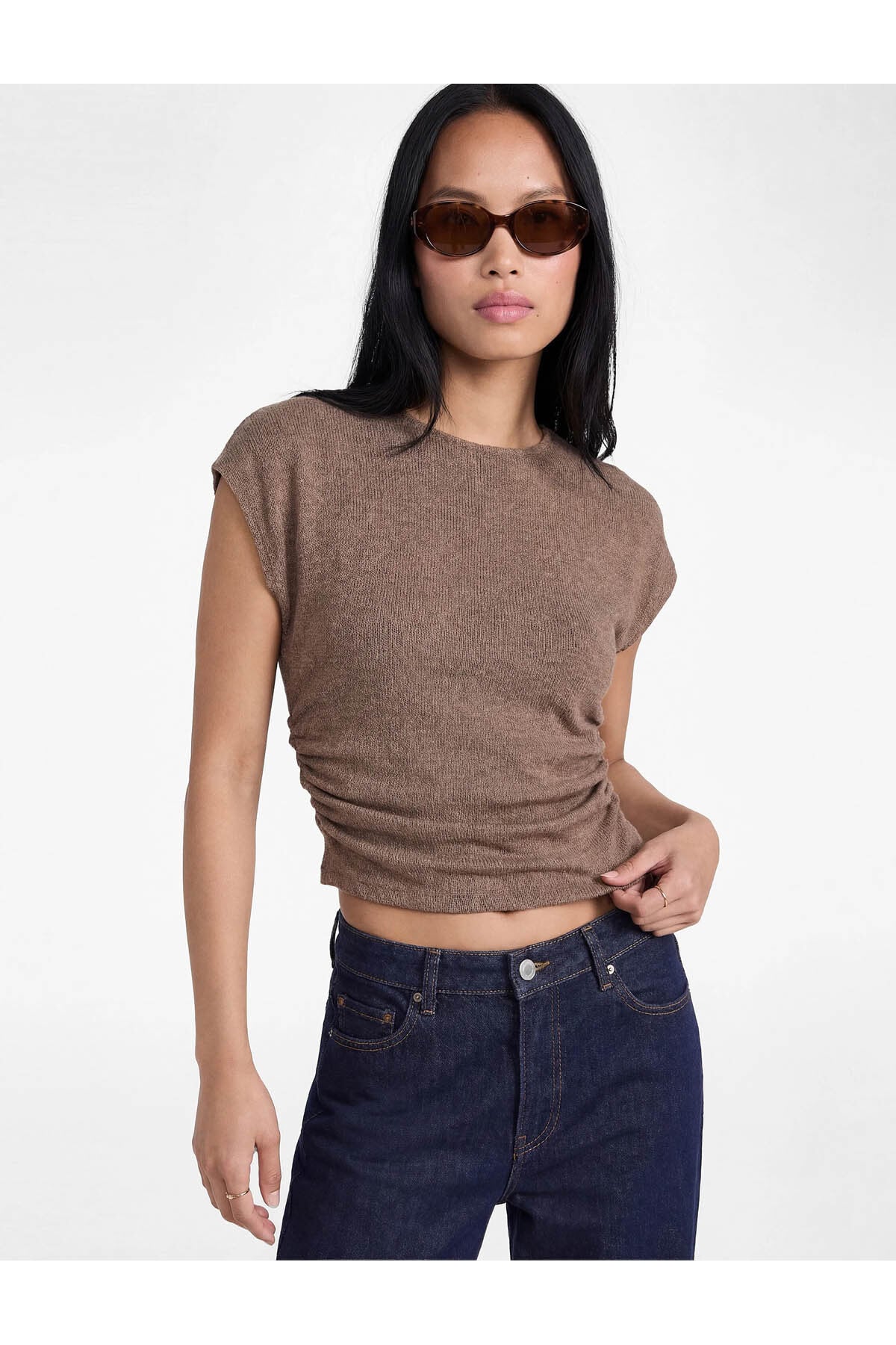 Bürümcük Kumaş Slim Fit Kısa Kollu Bisiklet Yaka Drapeli Dokulu Tişört