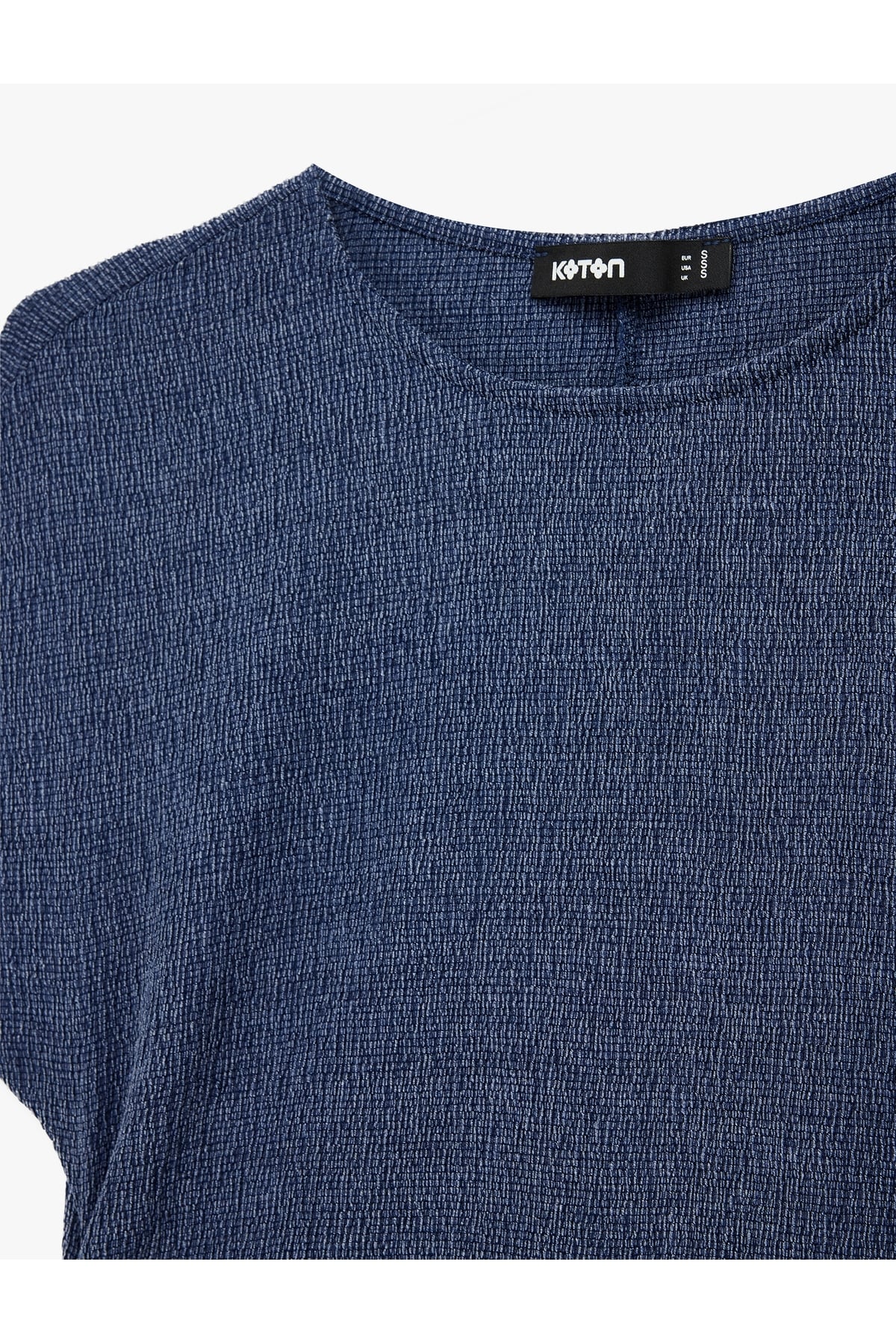 Bürümcük Kumaş Slim Fit Kısa Kollu Bisiklet Yaka Drapeli Dokulu Tişört