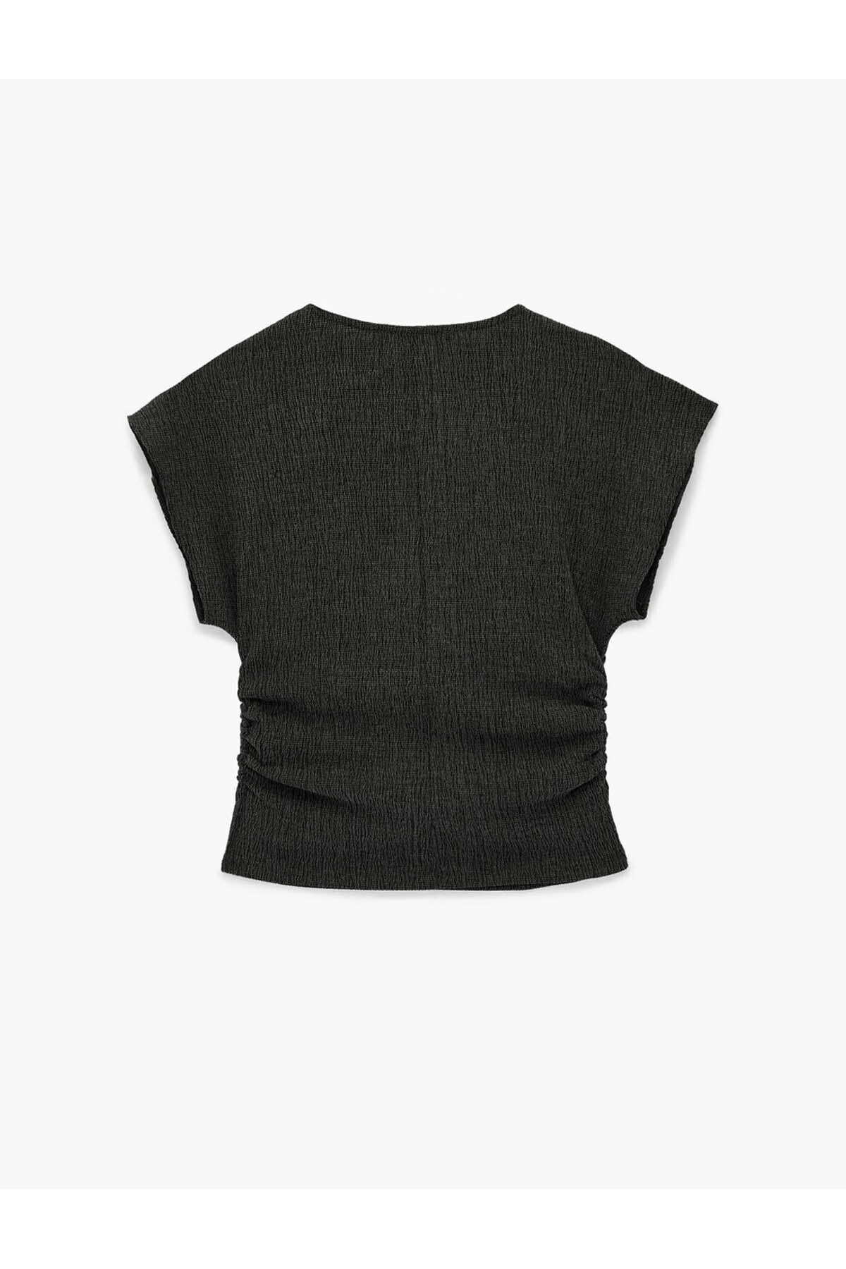 Bürümcük Kumaş Slim Fit Kısa Kollu Bisiklet Yaka Drapeli Dokulu Tişört