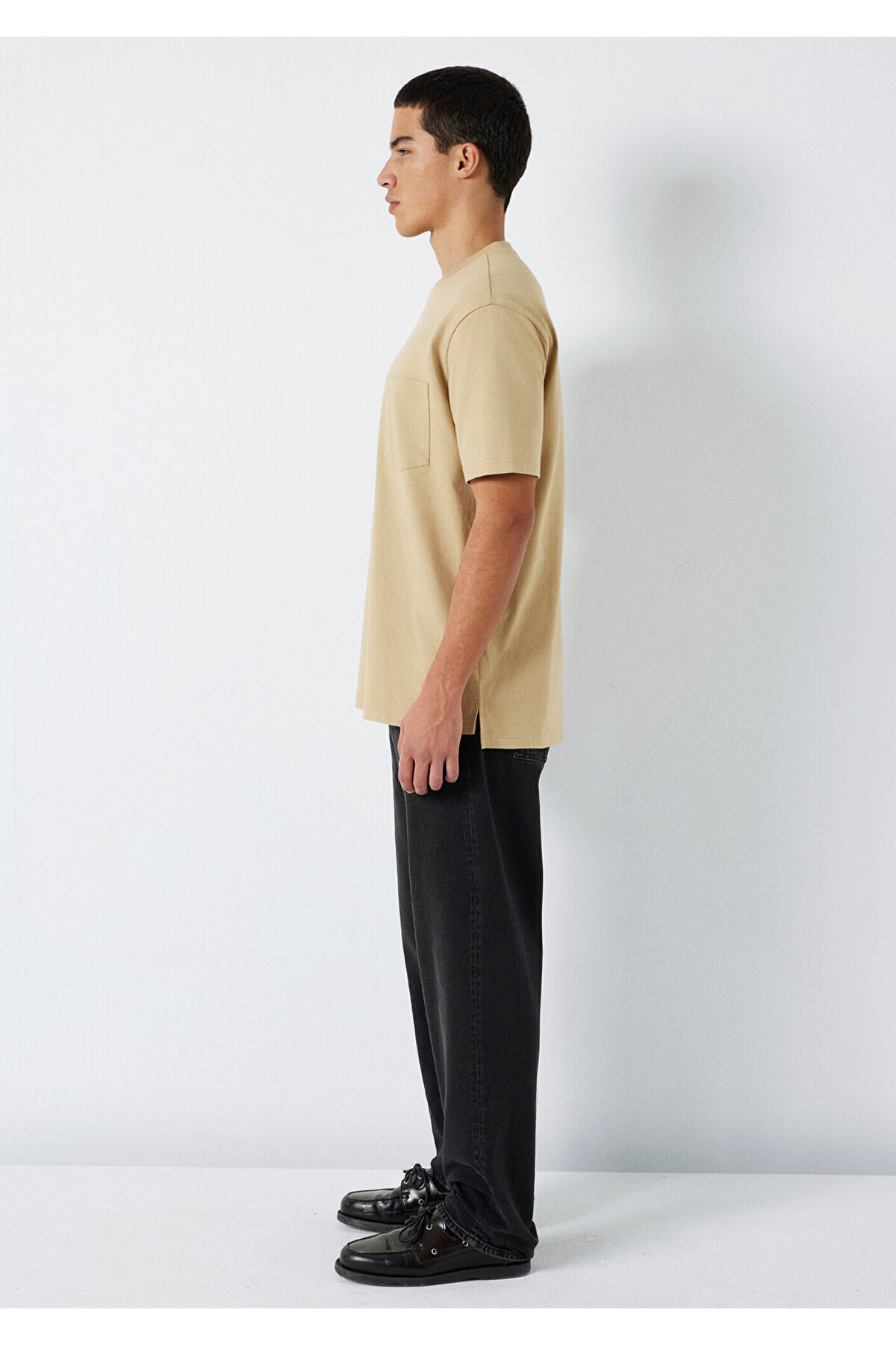 Cep Detaylı Bej Basic Tişört Loose Fit / Bol Rahat Kesim 066248-70204