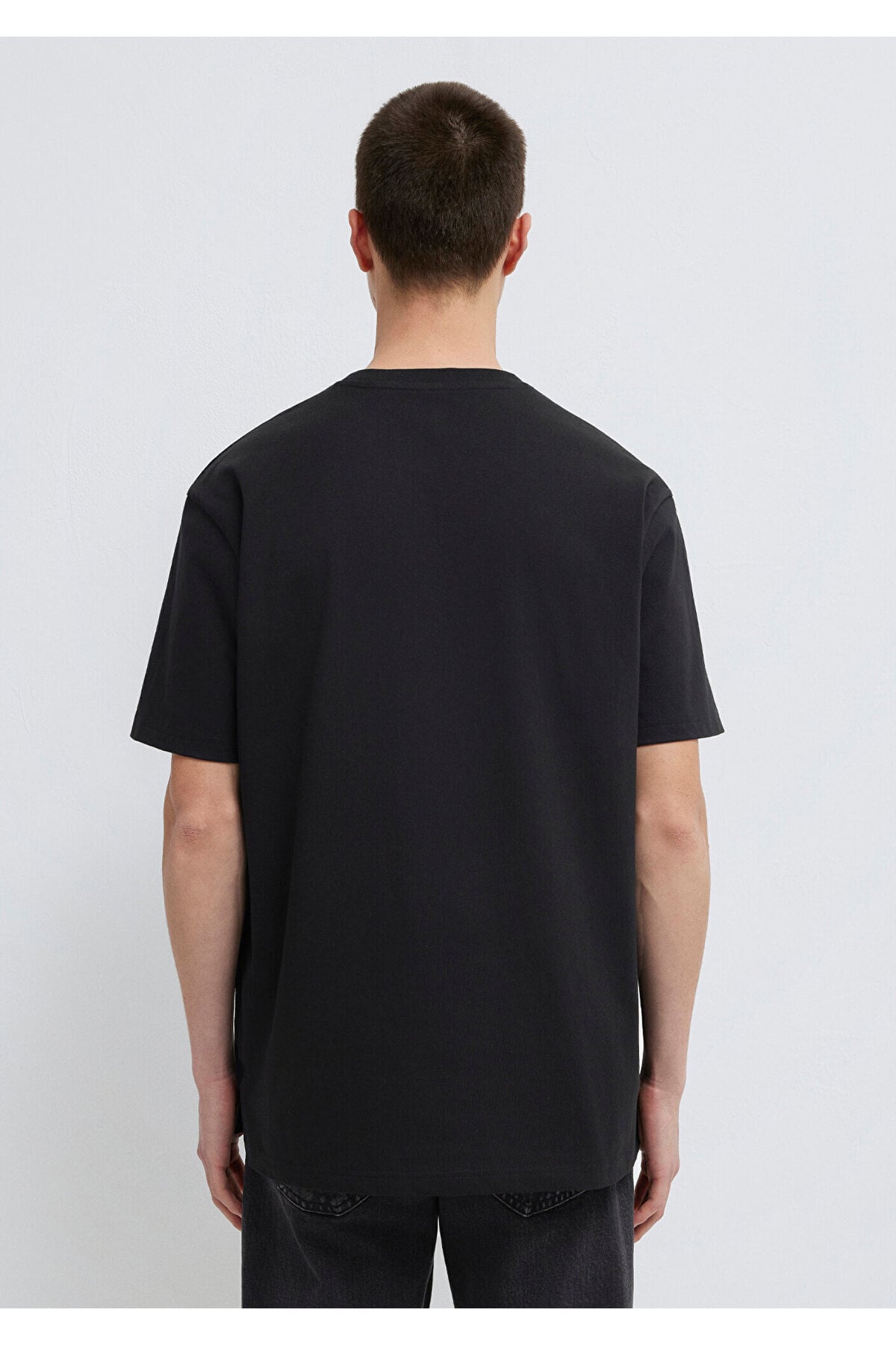 Cep Detaylı Siyah Basic Tişört Loose Fit / Bol Rahat Kesim 066248-900