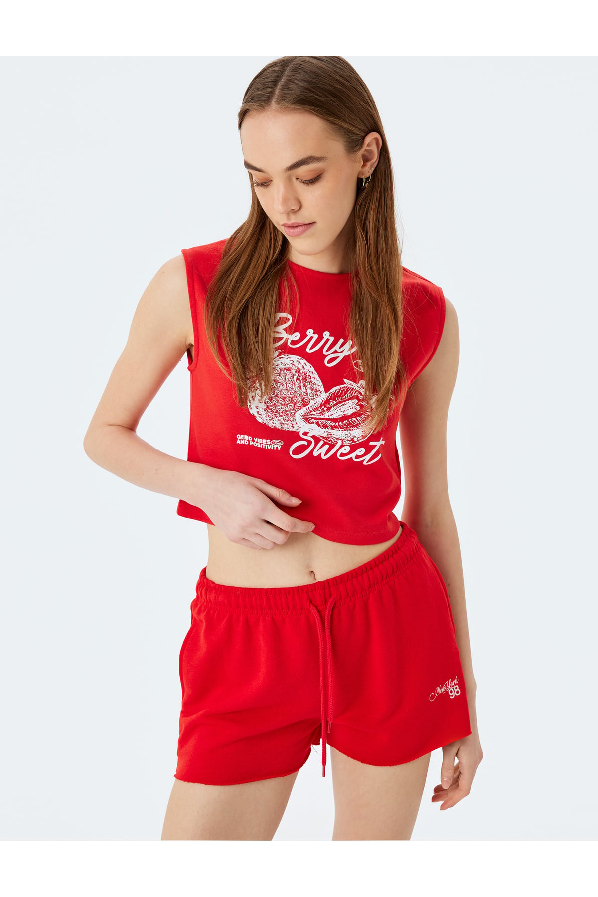 Çilek Baskılı Crop Kolsuz Bisiklet Yaka Atlet