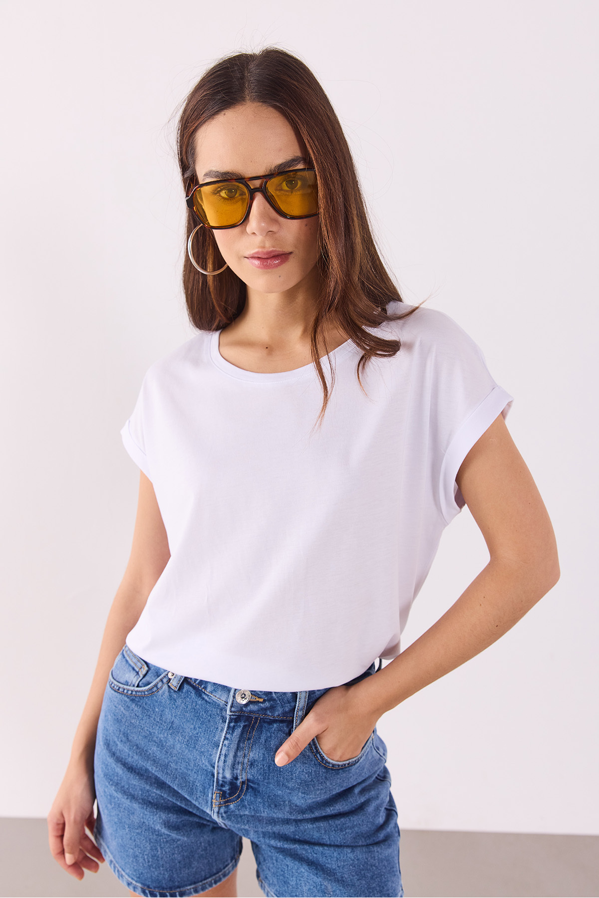 Cindy Bisiklet Yaka Regular Fit Basic Modal Tişört(TENCEL)(TM) - BEYAZ