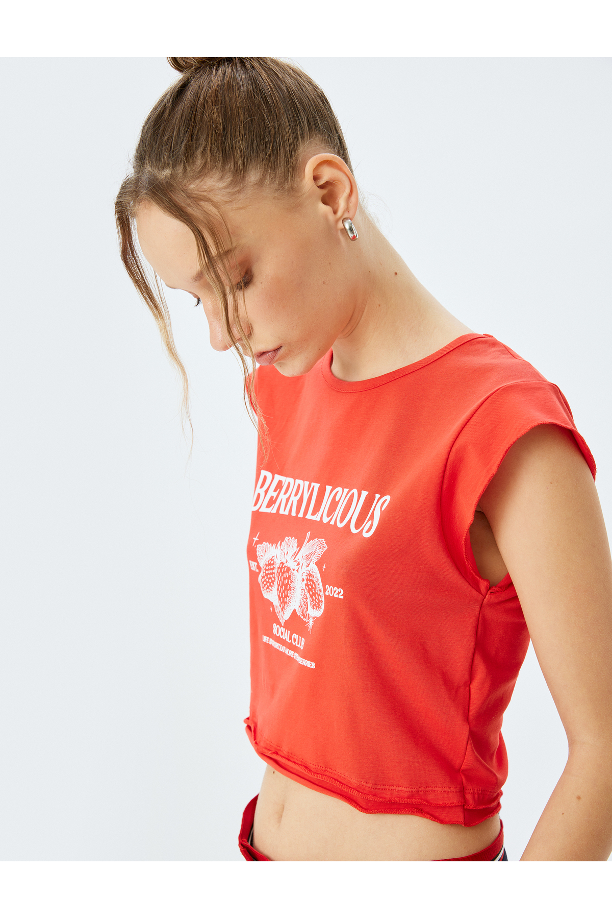 Crop Bisiklet Yaka Kolsuz Slogan Baskılı Tişört