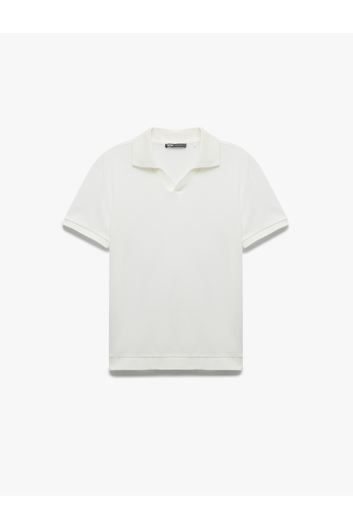 Dokulu Regular Fit Kısa Kollu V Yaka Polo Tişört